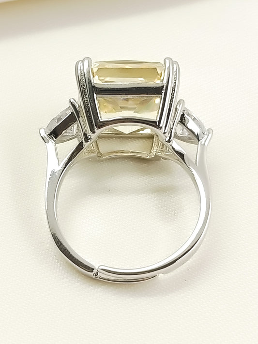 Eila Yellow American Diamond Finger Ring