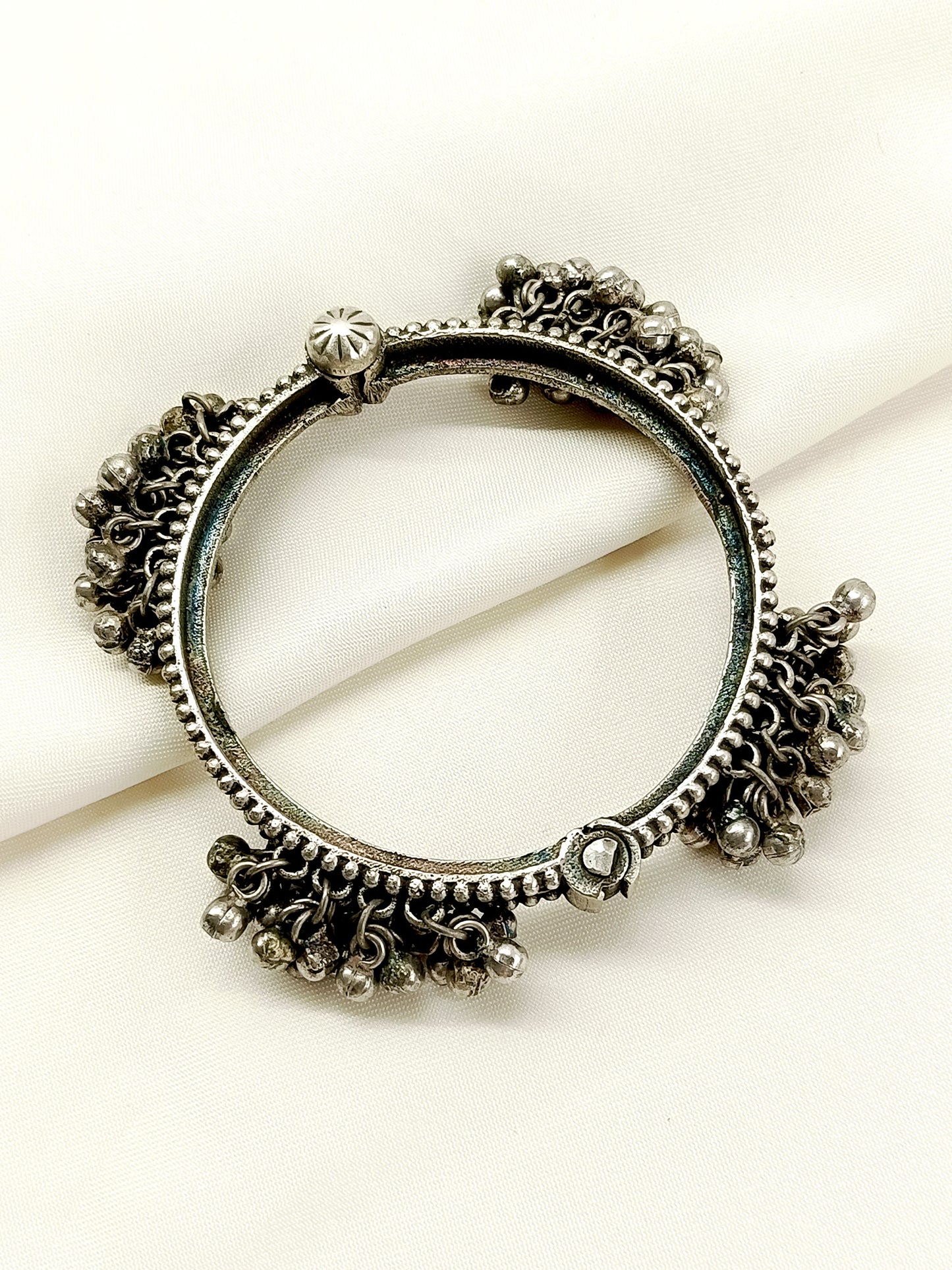 Kunj Oxidized Bangle