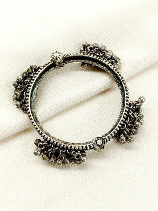 Kunj Oxidized Bangle