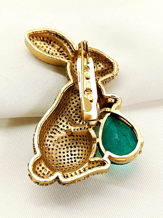 Samay Green Rabbit Men's Brooch