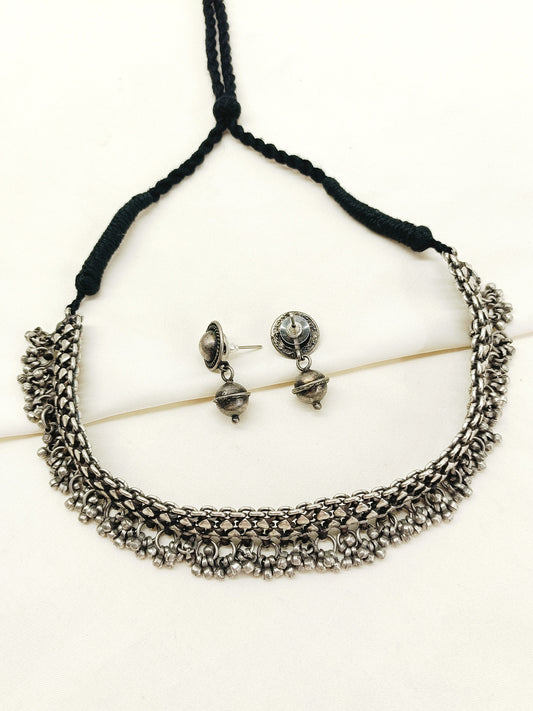 Venu Plain Oxidized Necklace Set