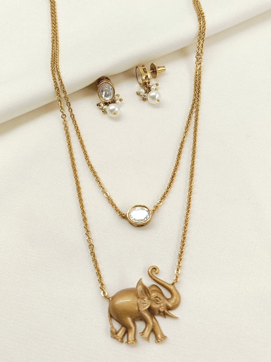 Roohi White Kundan Pendant Set