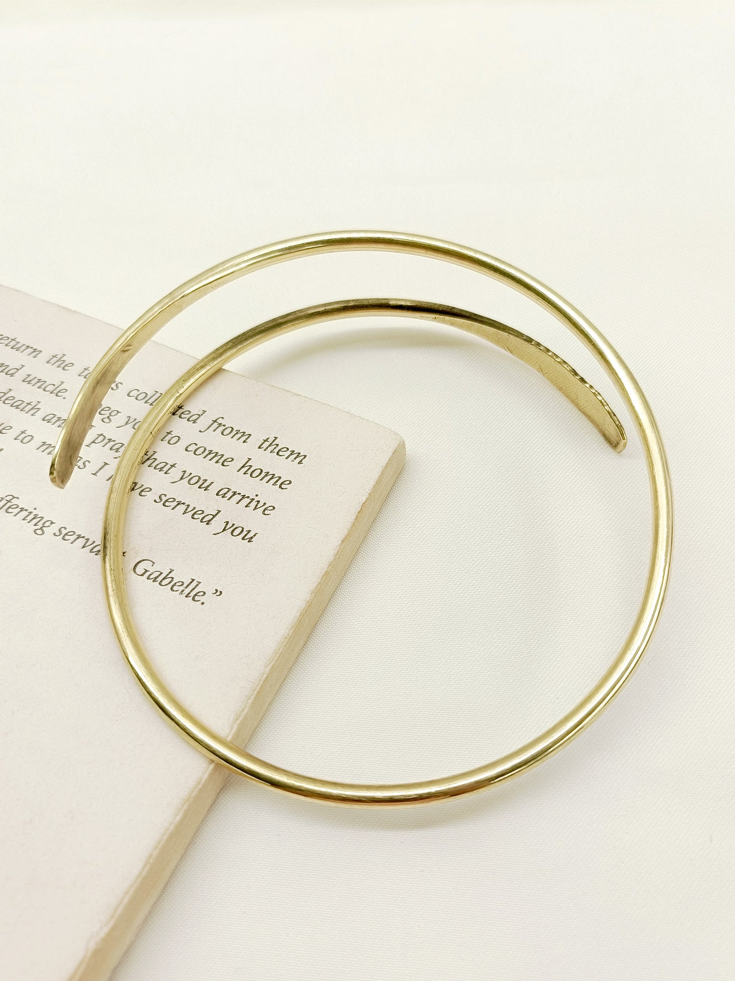 Hirsa Golden Oxidized Bajubandh