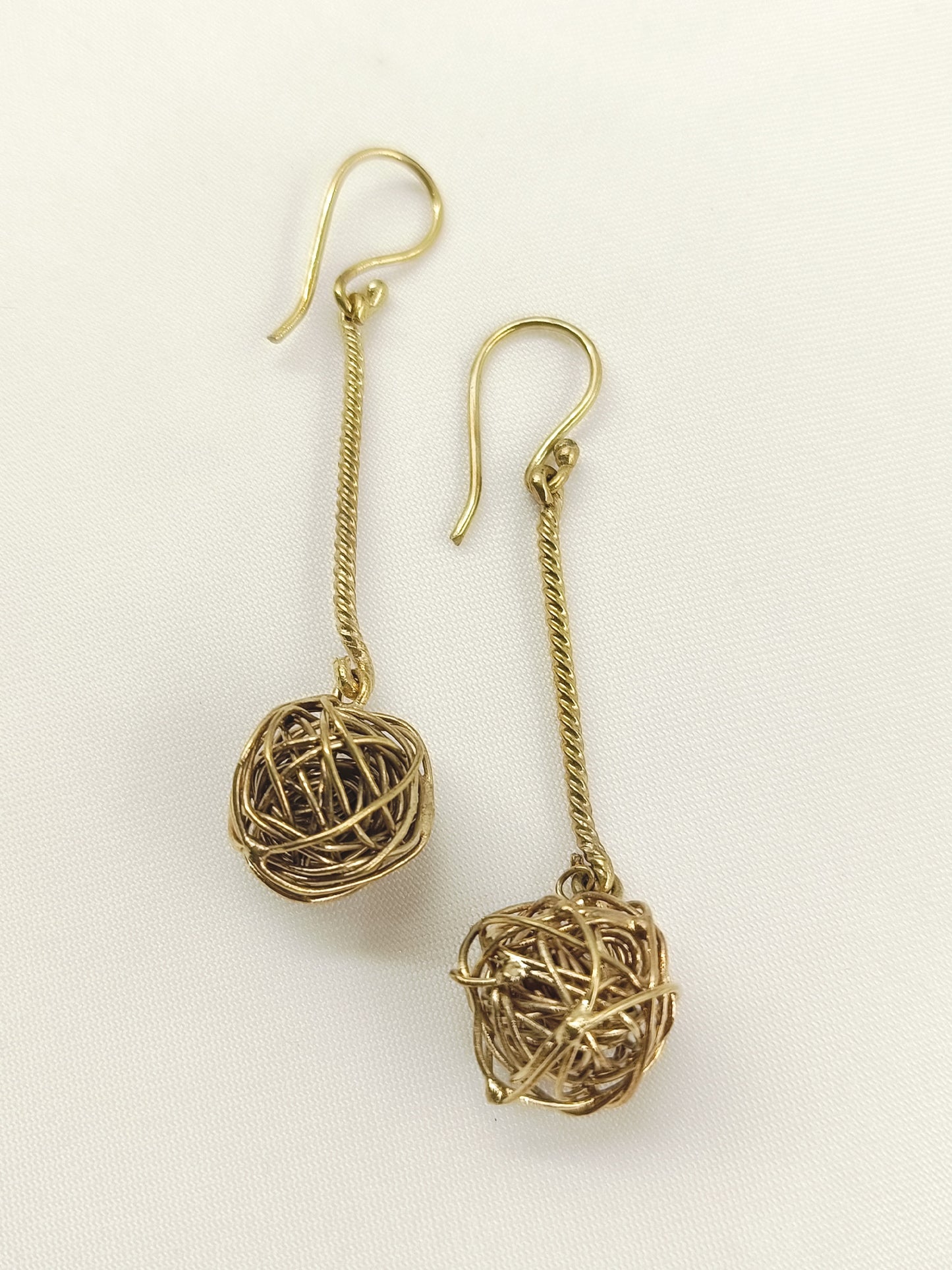 Amelya Golden Men's Earrings