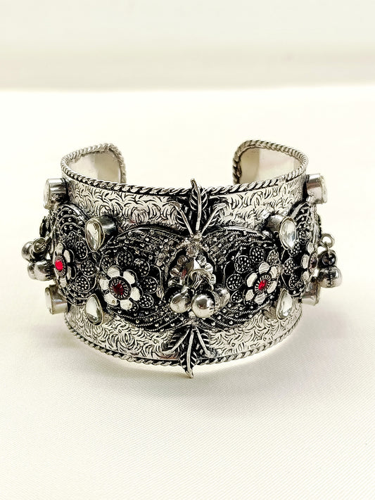 Enya R&W Oxidized Bracelet