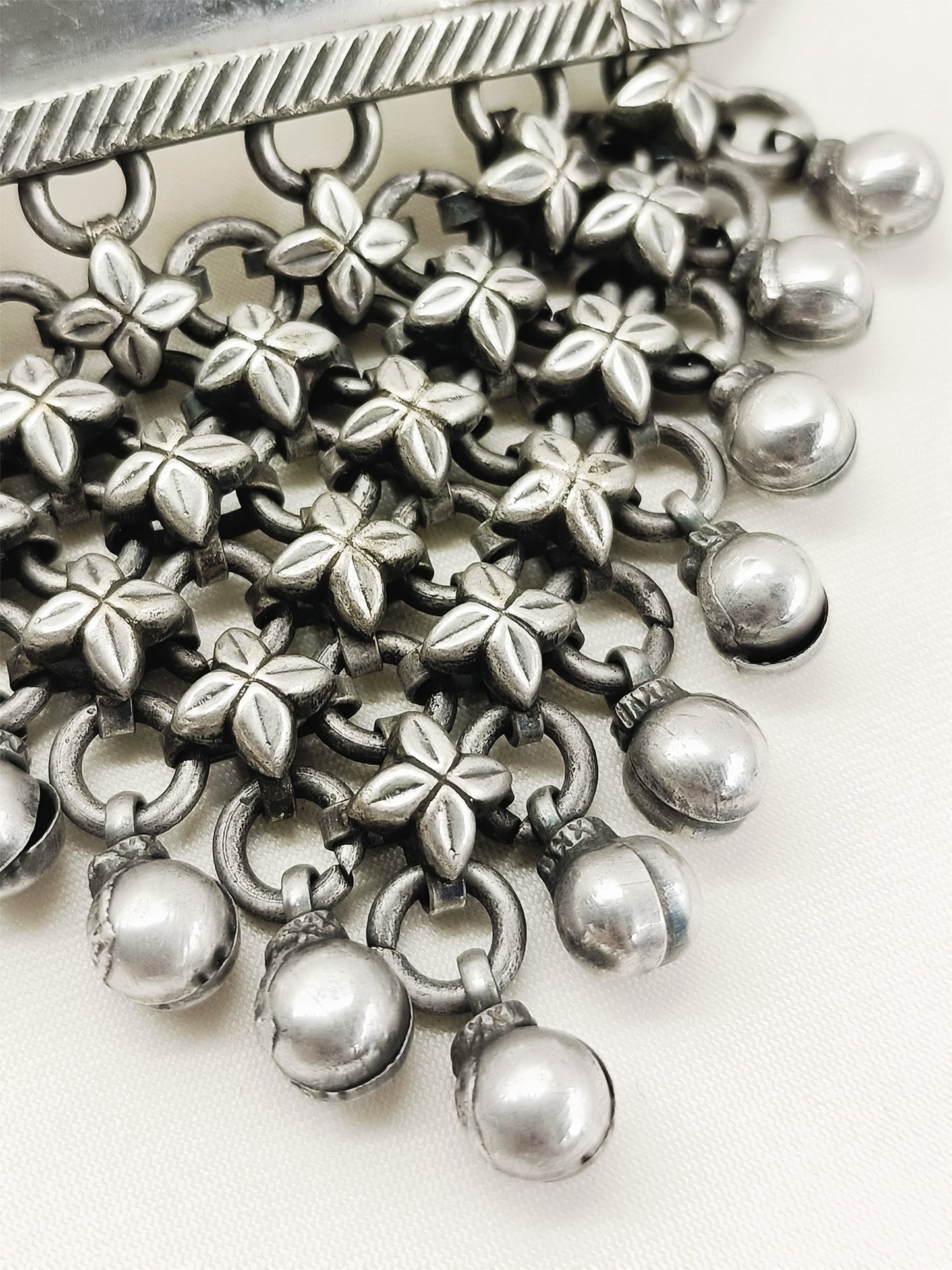 Indulekha Plain Oxidized Neckpiece