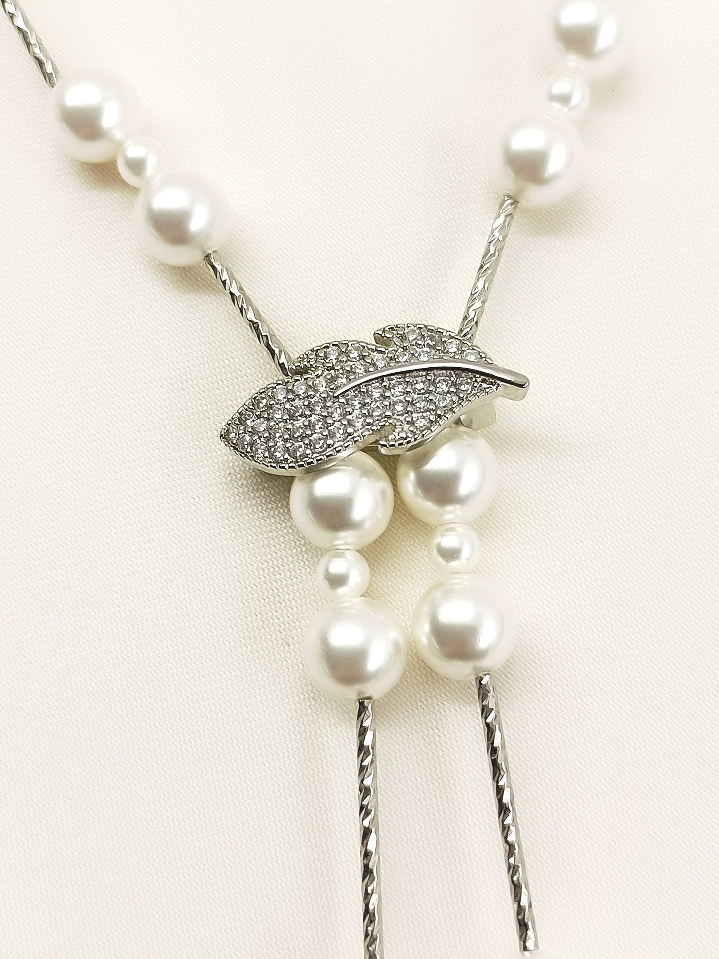 Janifer White Beads Neckpiece