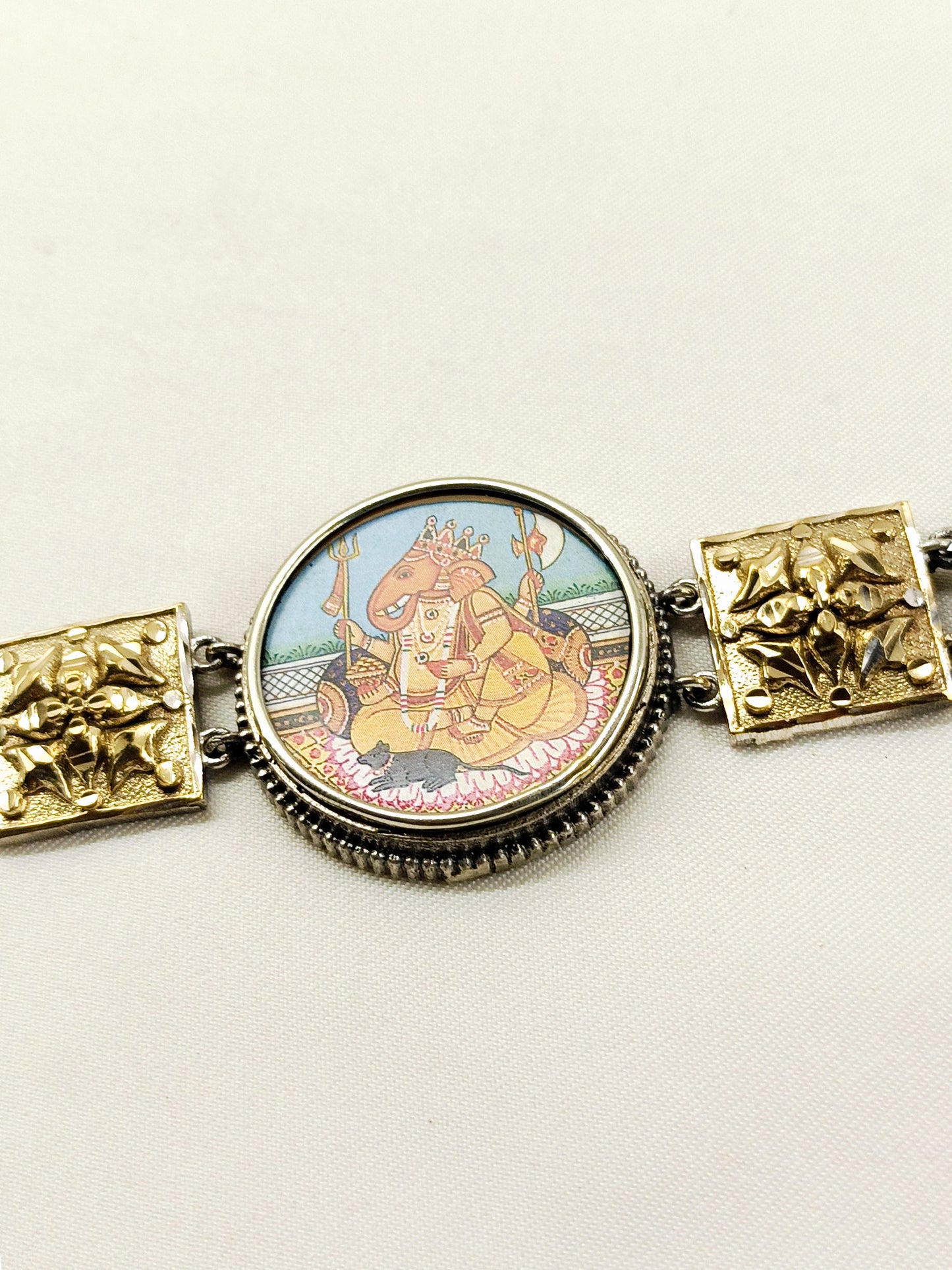 Divit Ganesha Miniature Art Men's Neckpiece