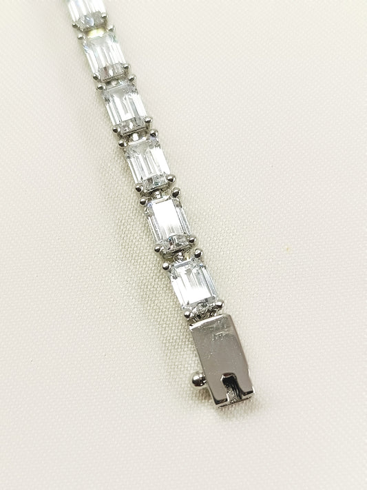 Eden White 92.5 Silver Swarovski Stone Bracelet