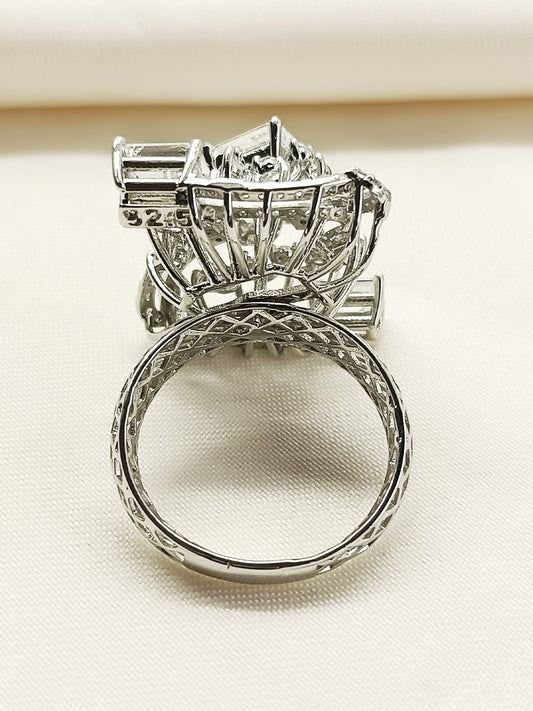 Gesa 92.5 Silver American Diamond Finger Ring