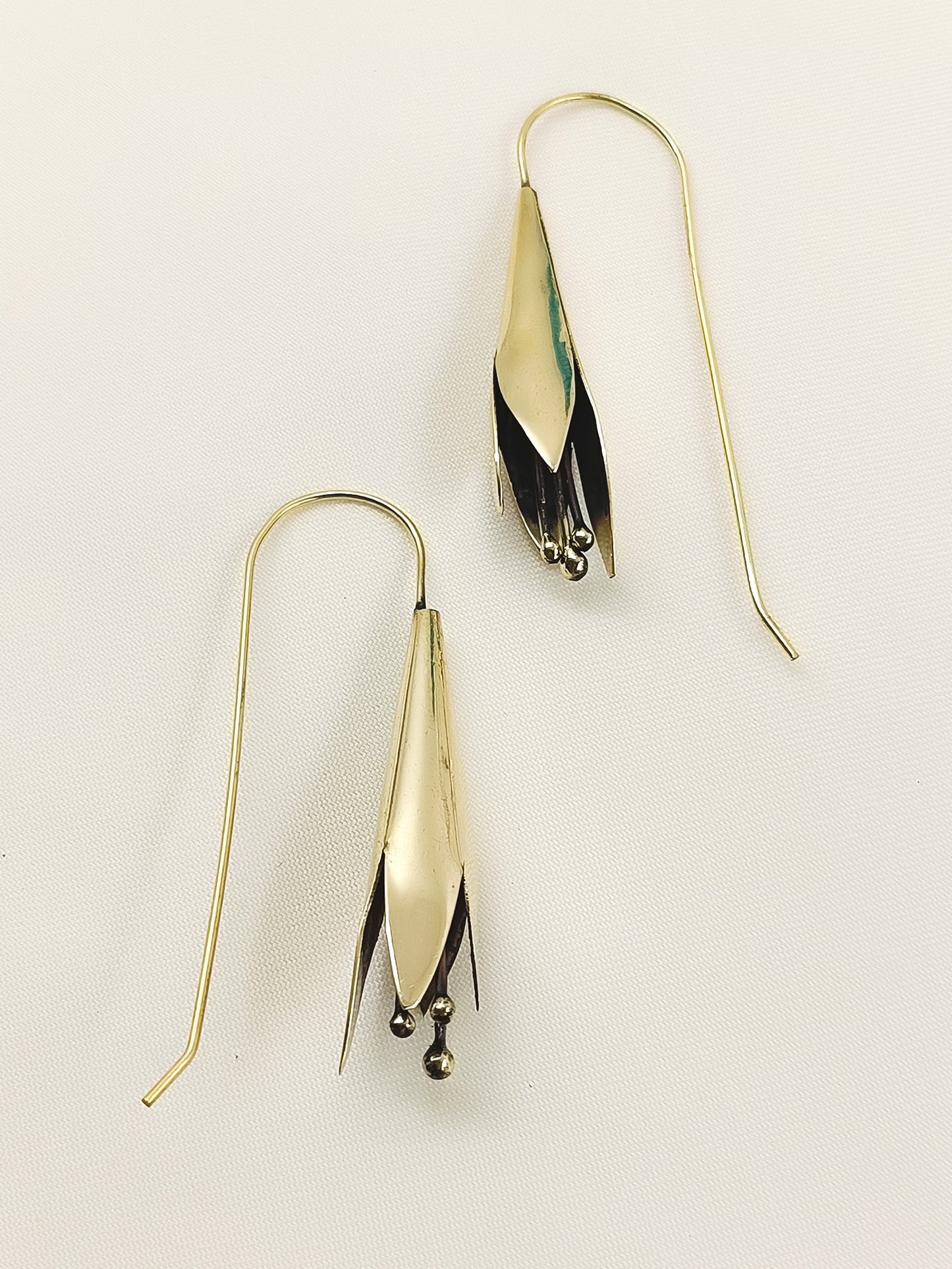 Madhvin Golden Men's Earrings