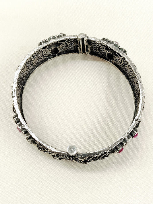 Dhairya Ruby Oxidized kada