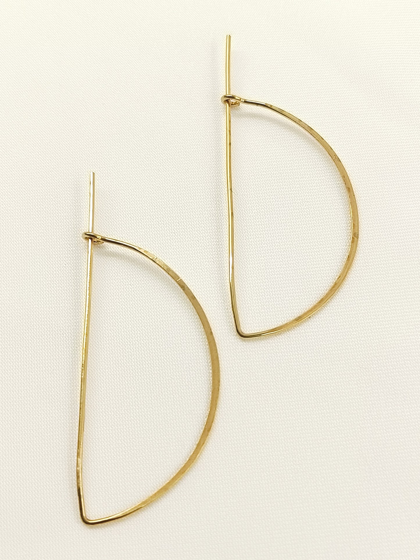 Aarvan Golden Men's Earrings