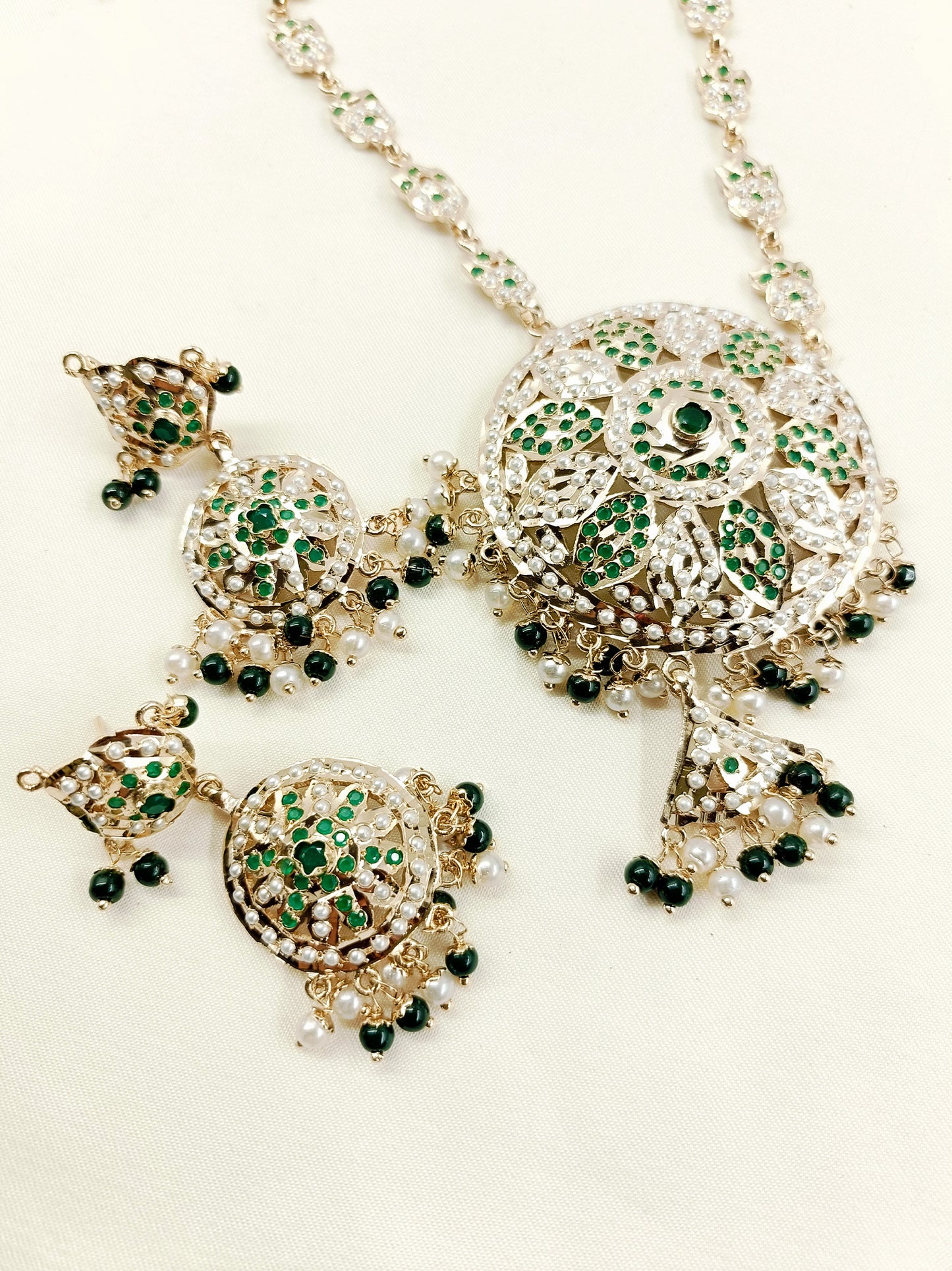 Prahati Green Jadau Necklace Set