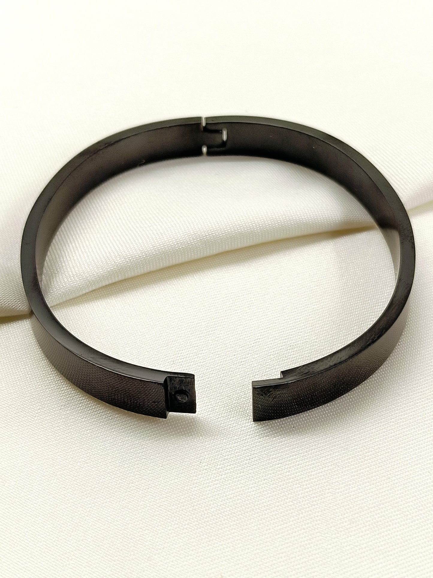 Omprakash Black Men's Bracelet
