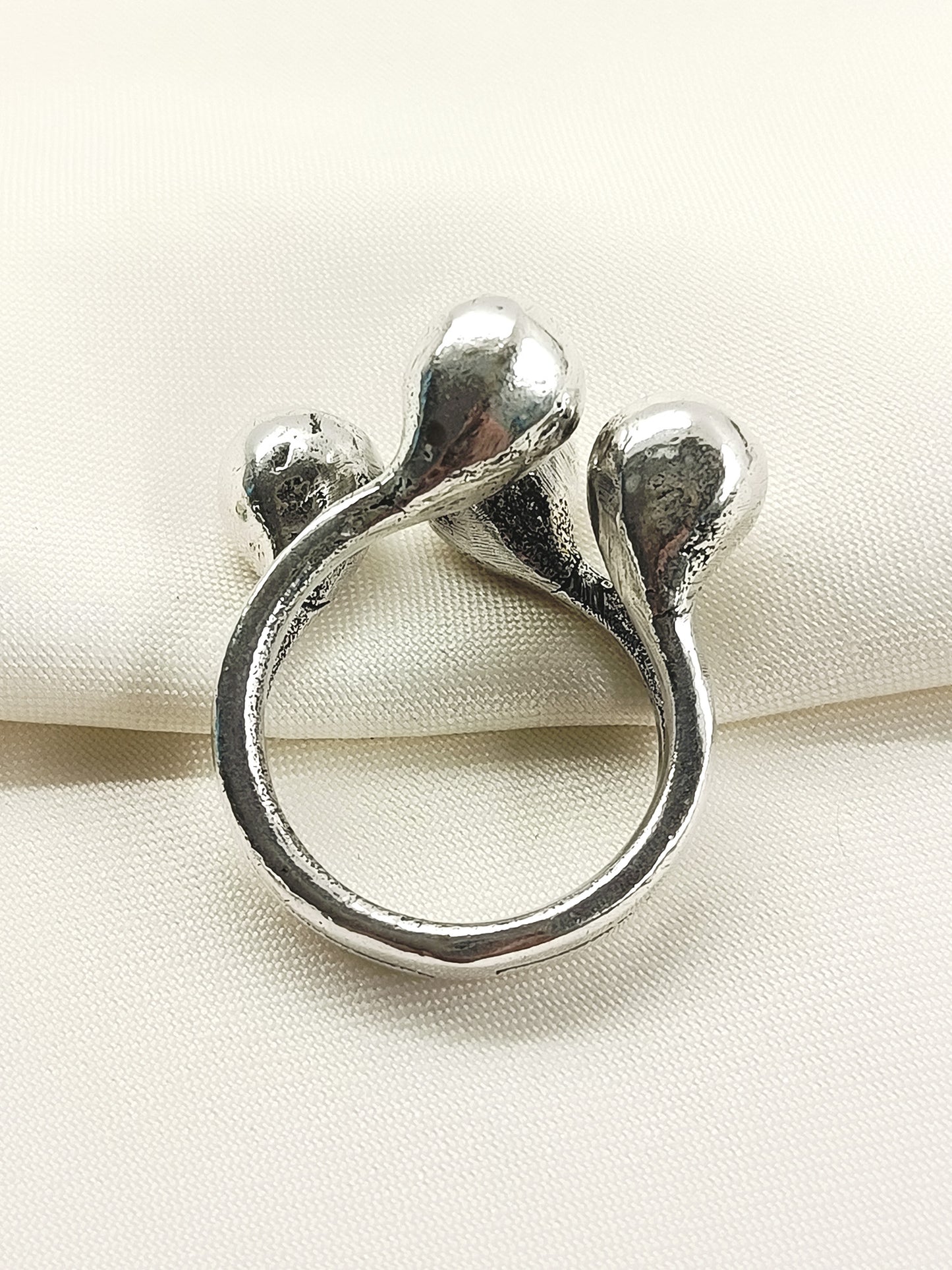 Madhav Silver Men's Finger Ring