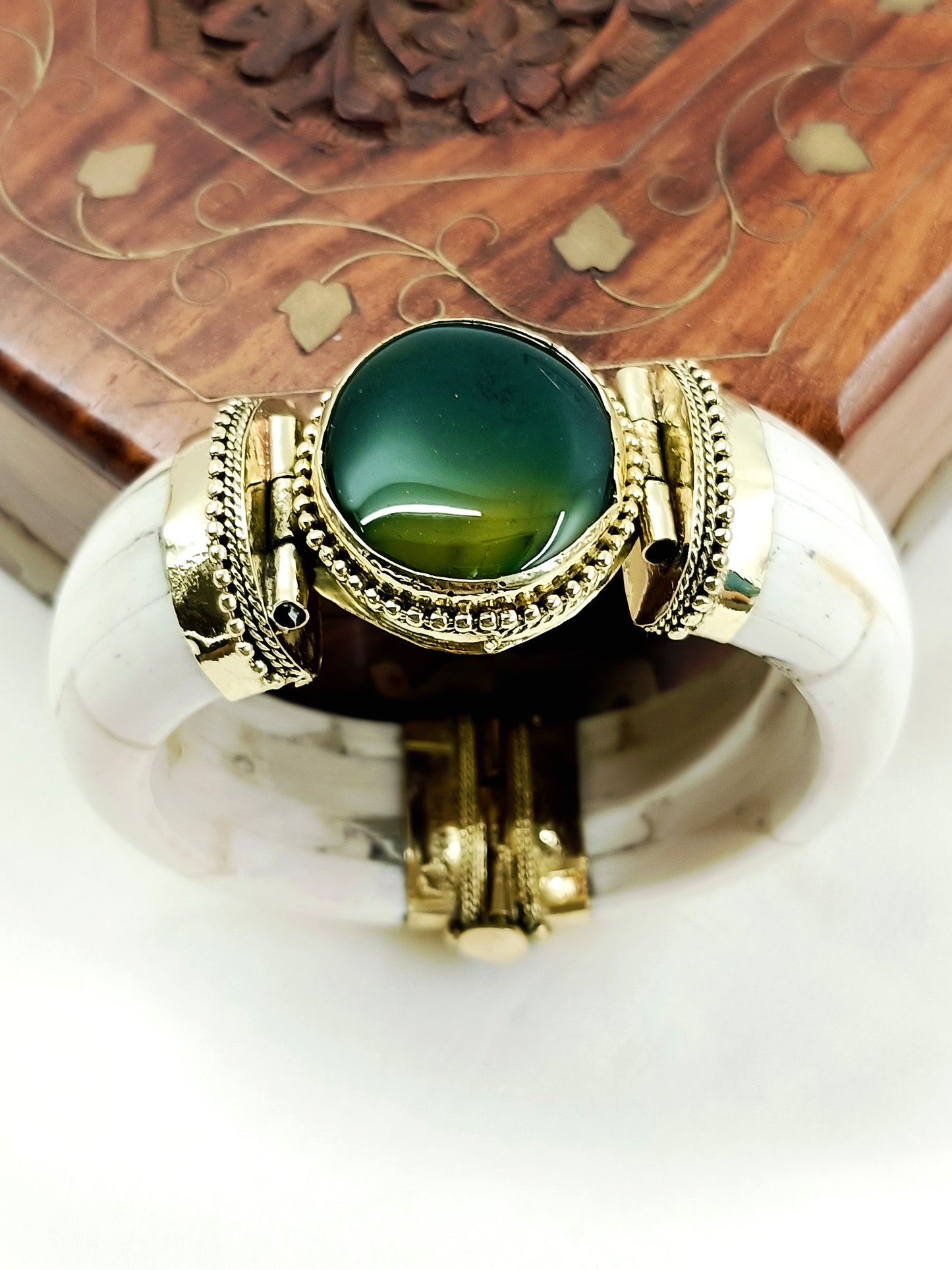 Ronav Olive Green Bone Men's Bracelet