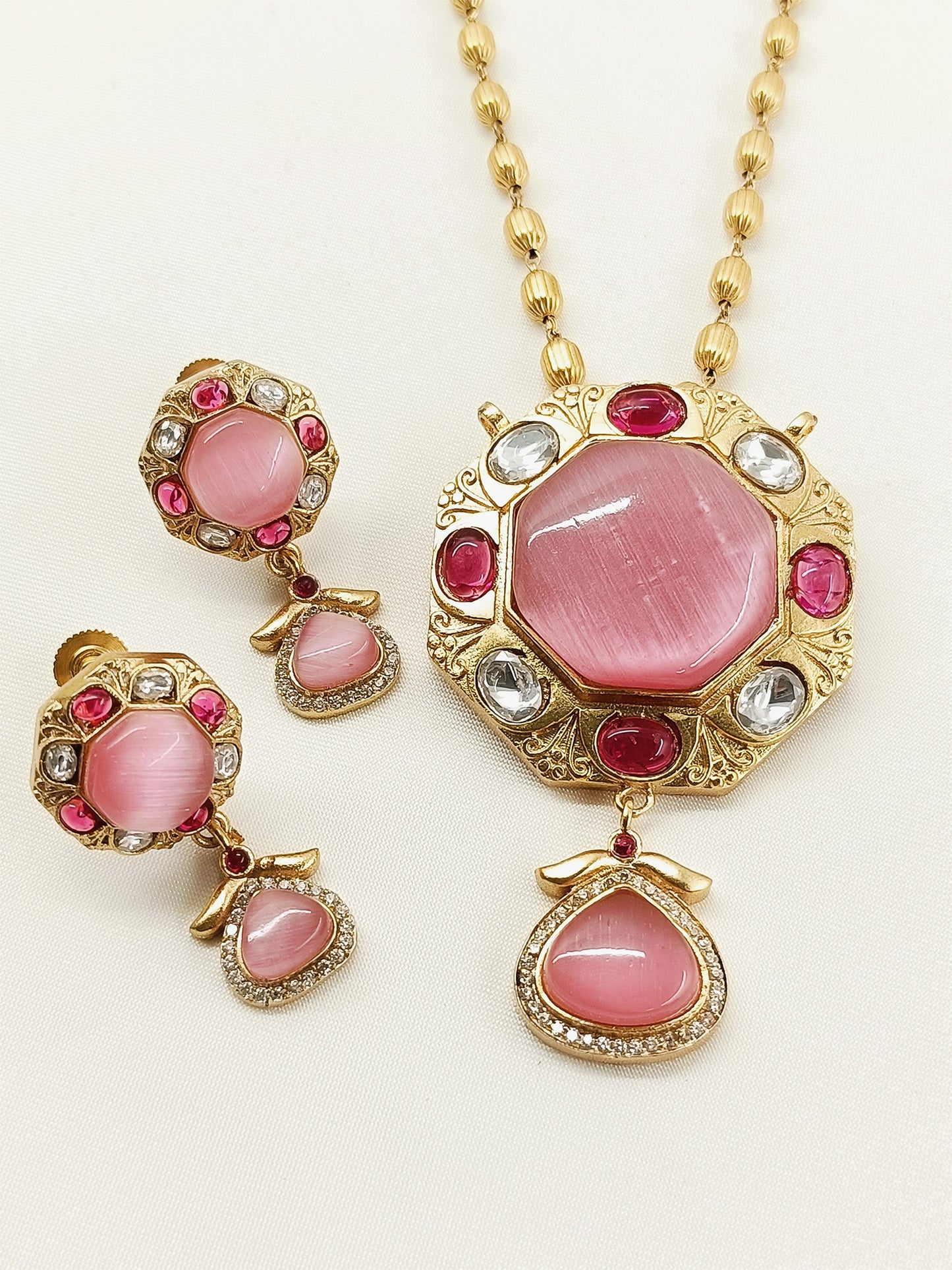 Sariah Pink Oxidized Pendant Set