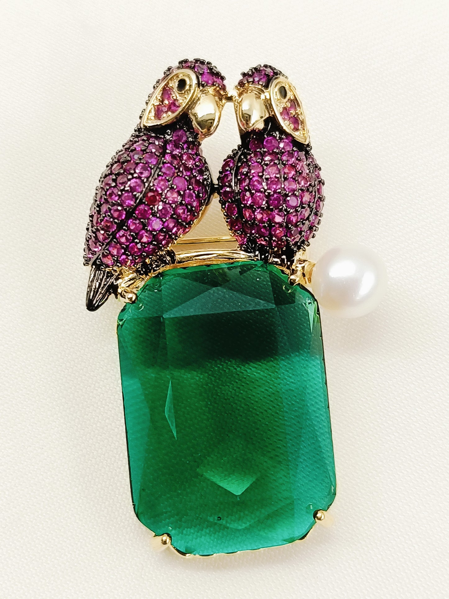 Anuruddh R&G Birds Brooch