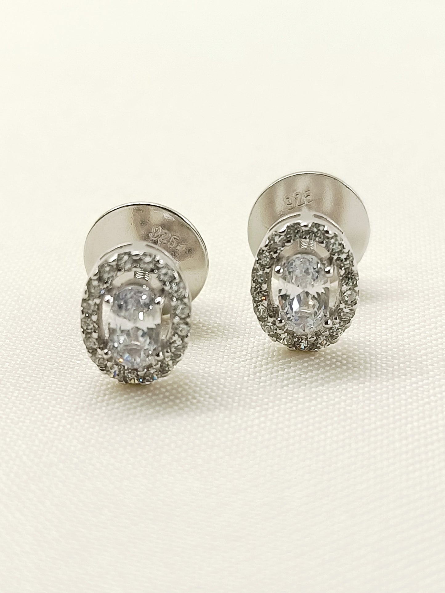 Hema 92.5 Silver Swarovski Stone Tops
