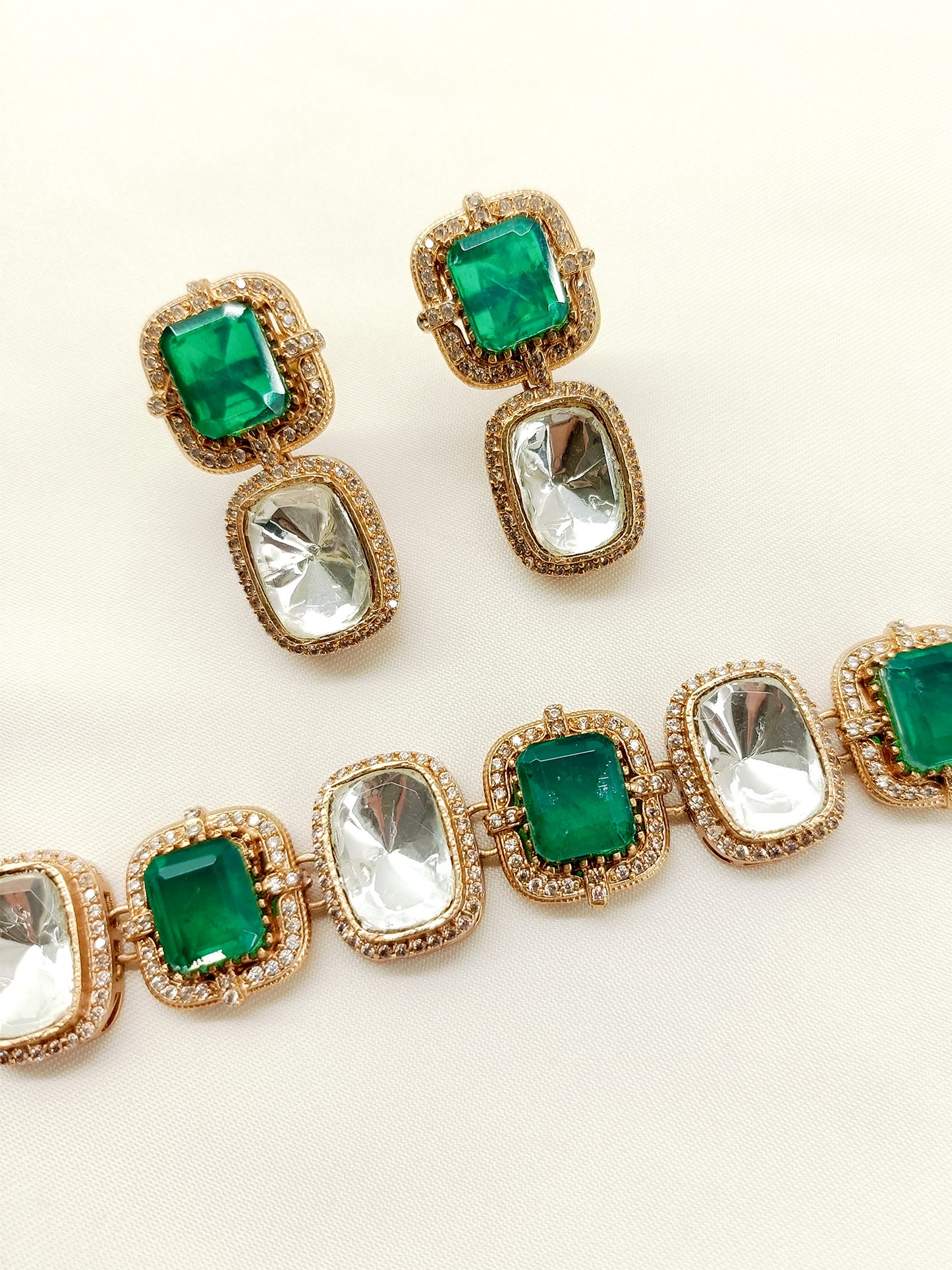 Pahaani Green Kundan Choker Set