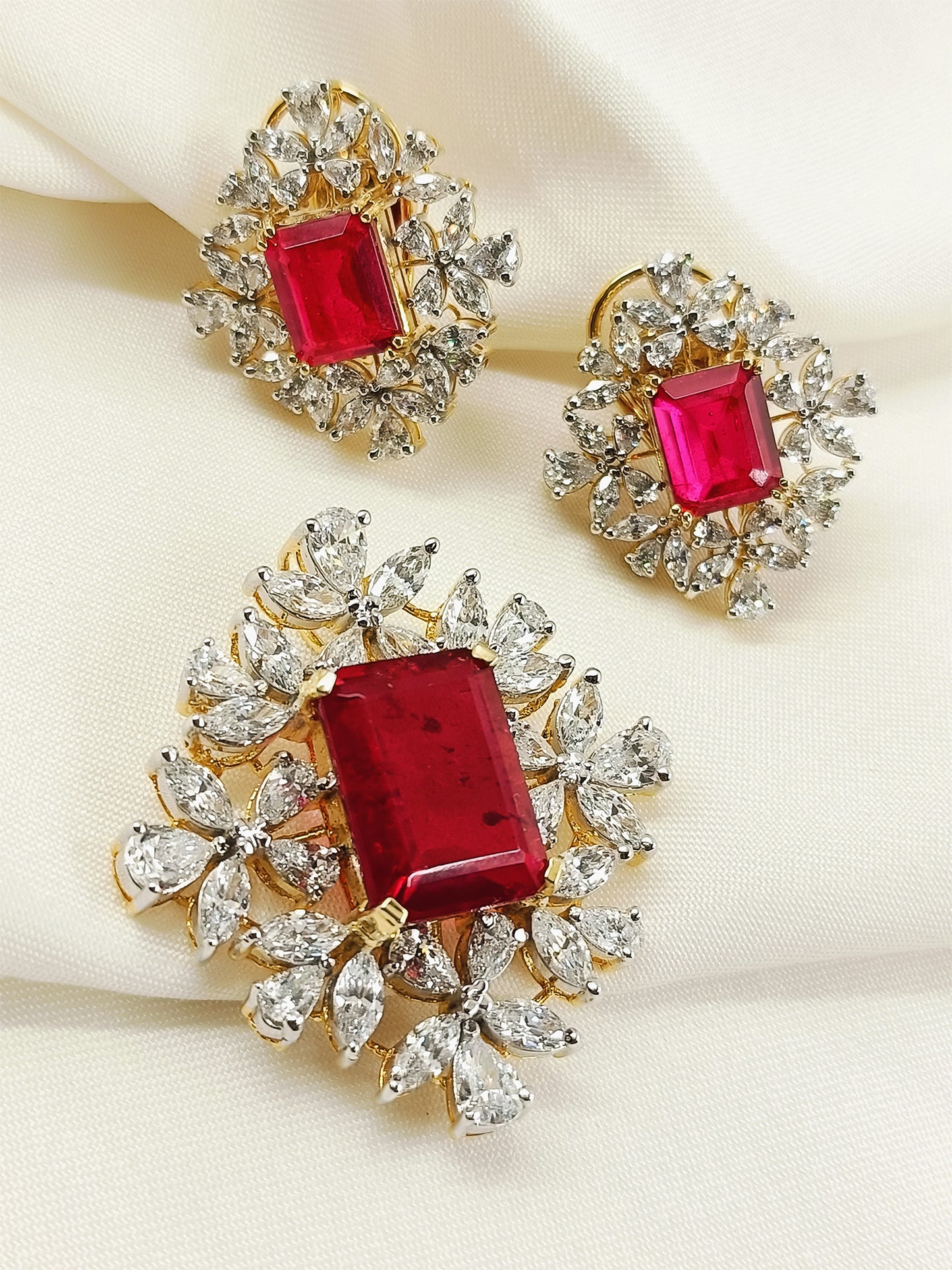 Anthea Ruby 92.5 Silver Swarovski Stone Pendant Set