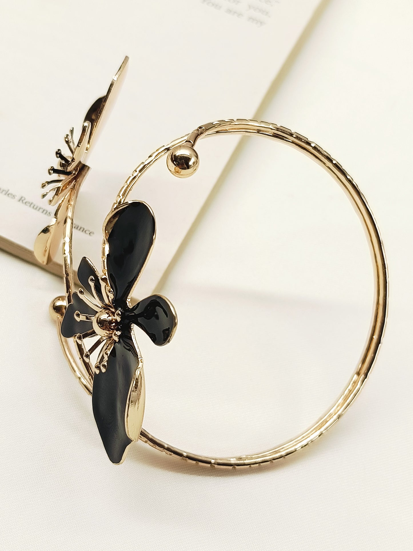 Kaikayi Black Western Bracelet