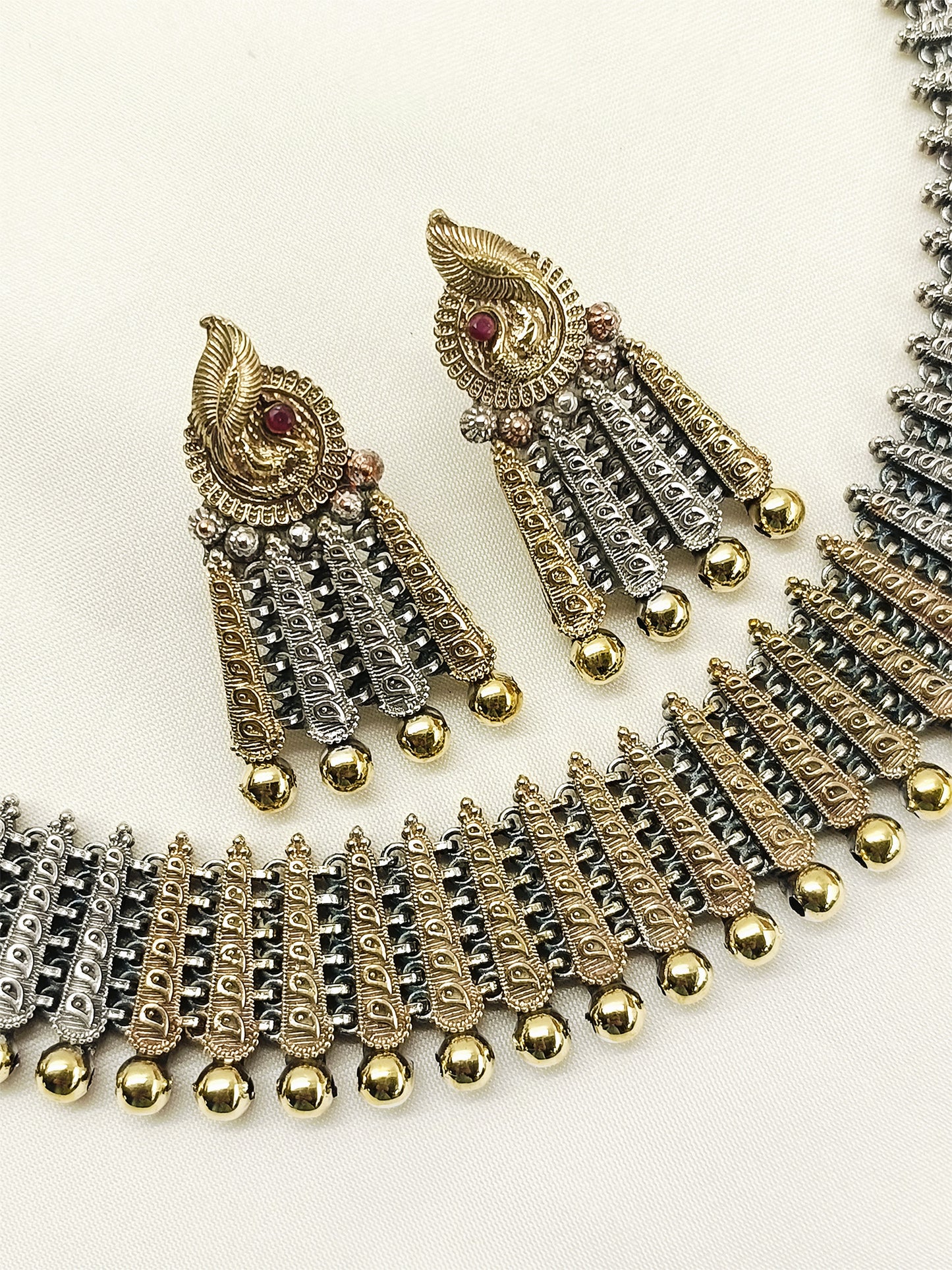 Perkha Two Tone Oxidized Necklace Set