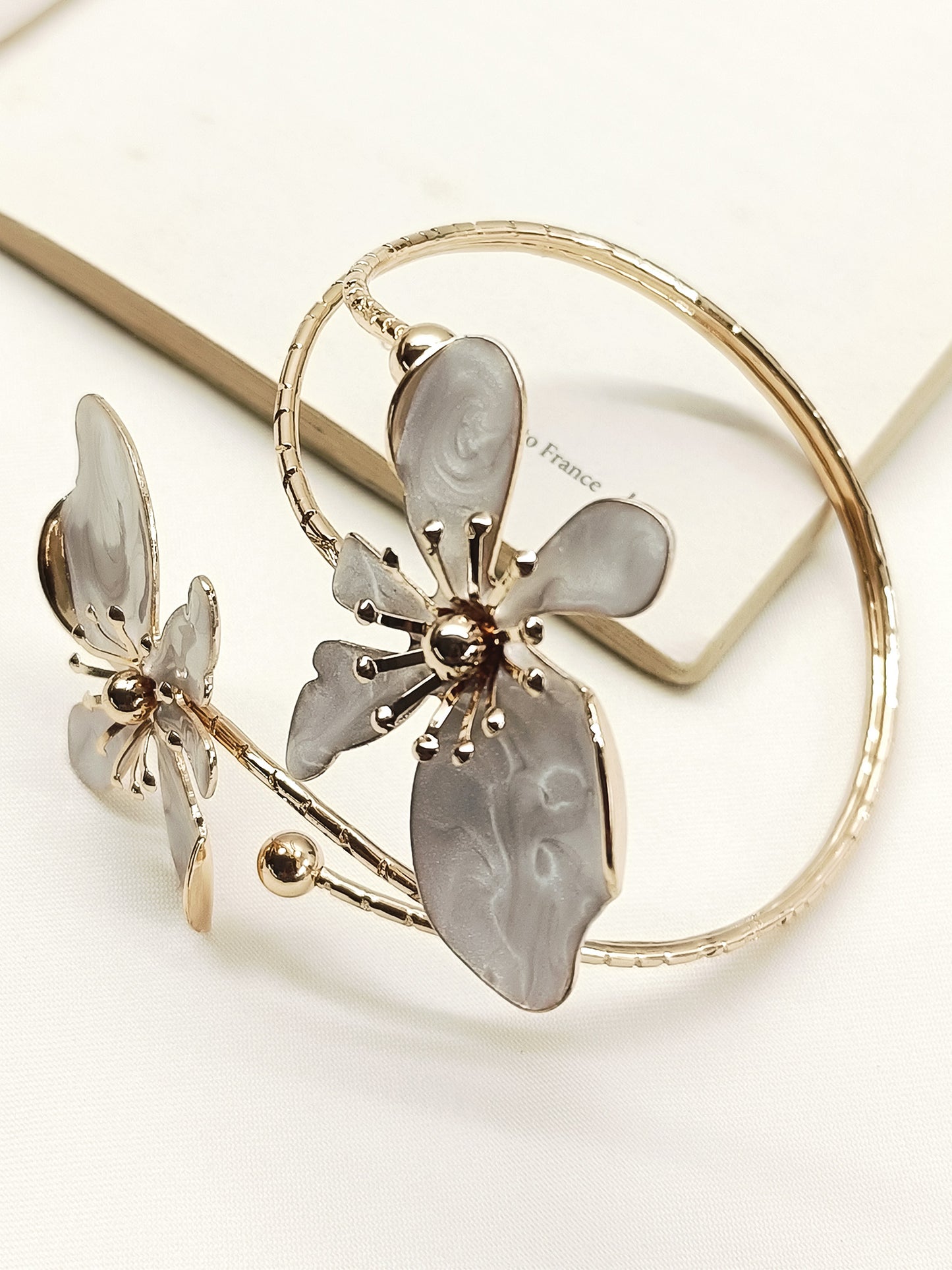 Bhavisha White Western Bracelet