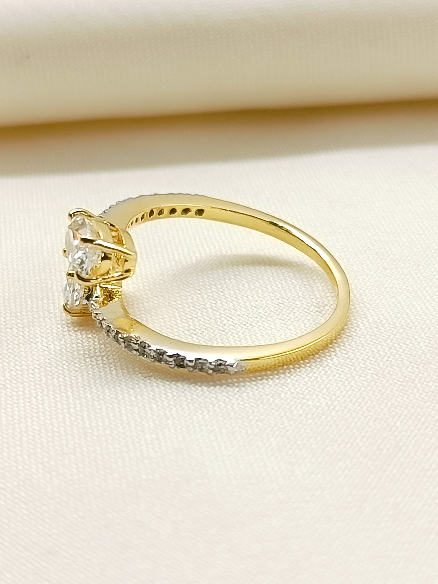 Haman 92.5 Silver Swarovski Stone Finger Ring