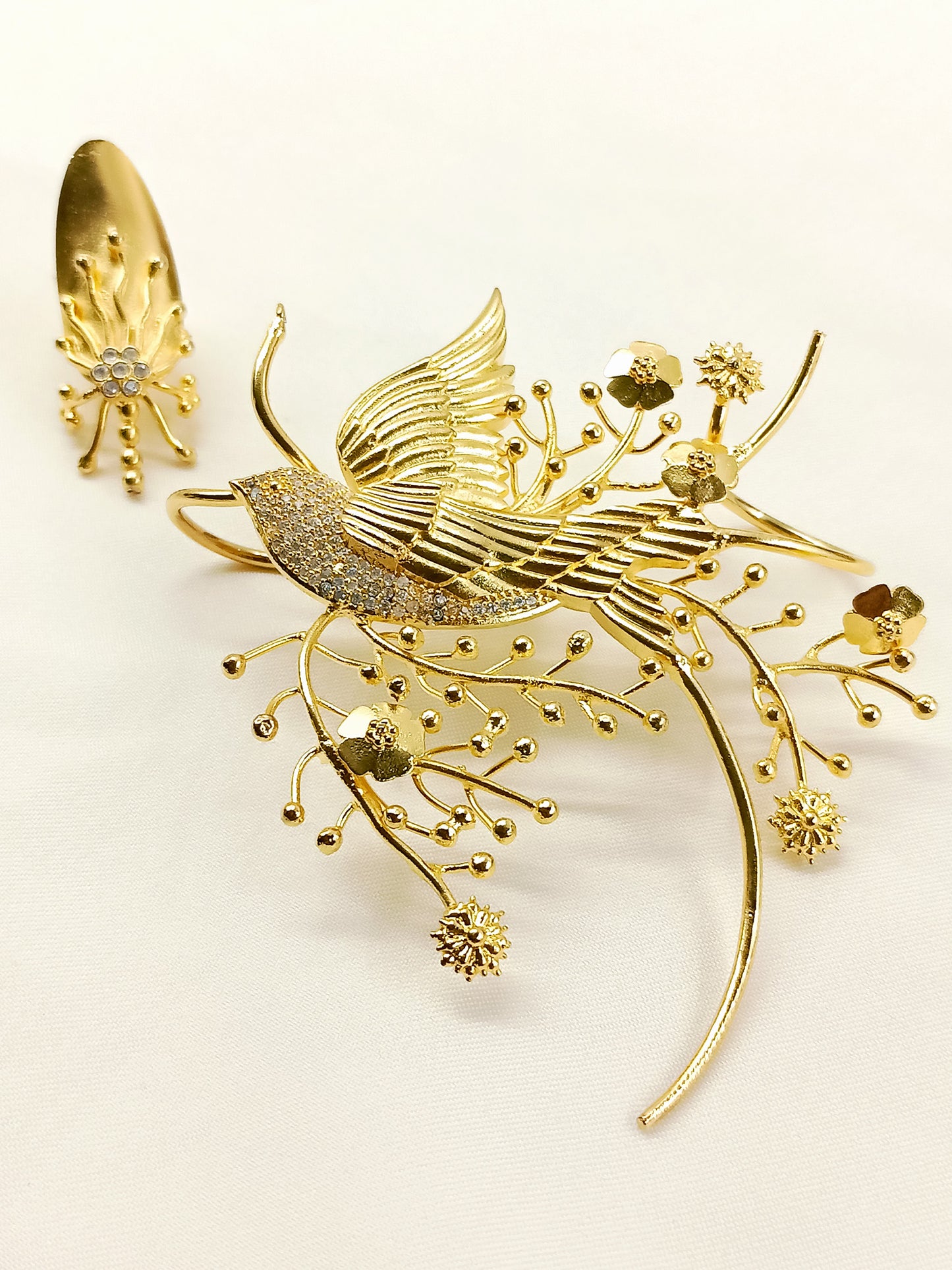 Ayana Golden Boutique Bird Hand Harness Palm Bracelet with Ring