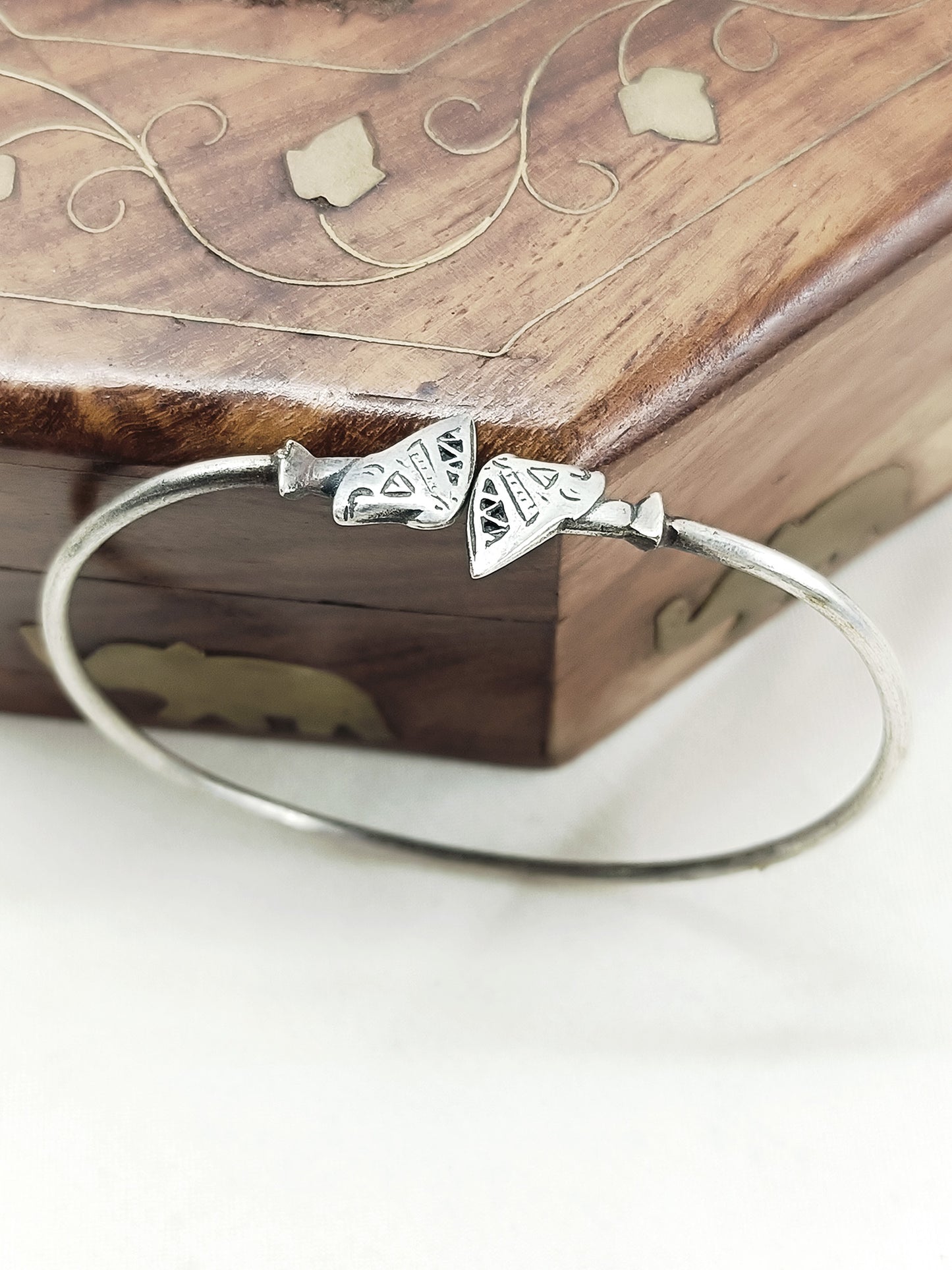 Vasini Plain Oxidized Bracelet