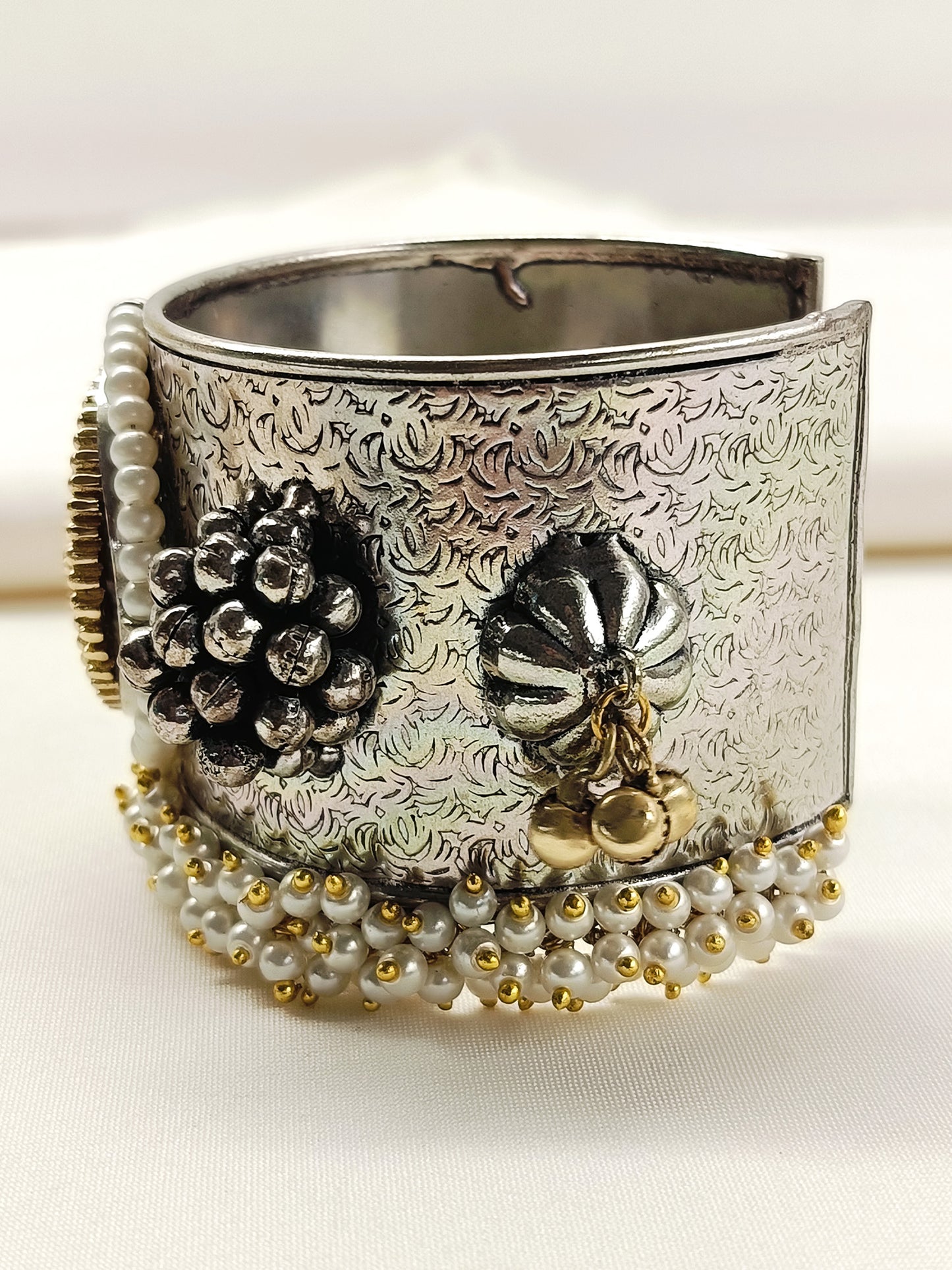 Yatika White Oxidized Bracelet