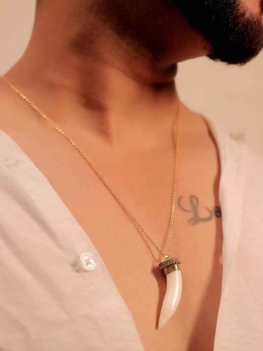 Apayajit White Bone Men's Neckpiece