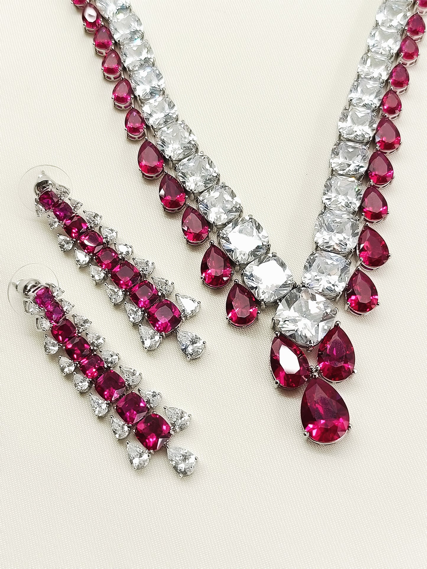 Lovis Ruby American Diamomd Necklace Set