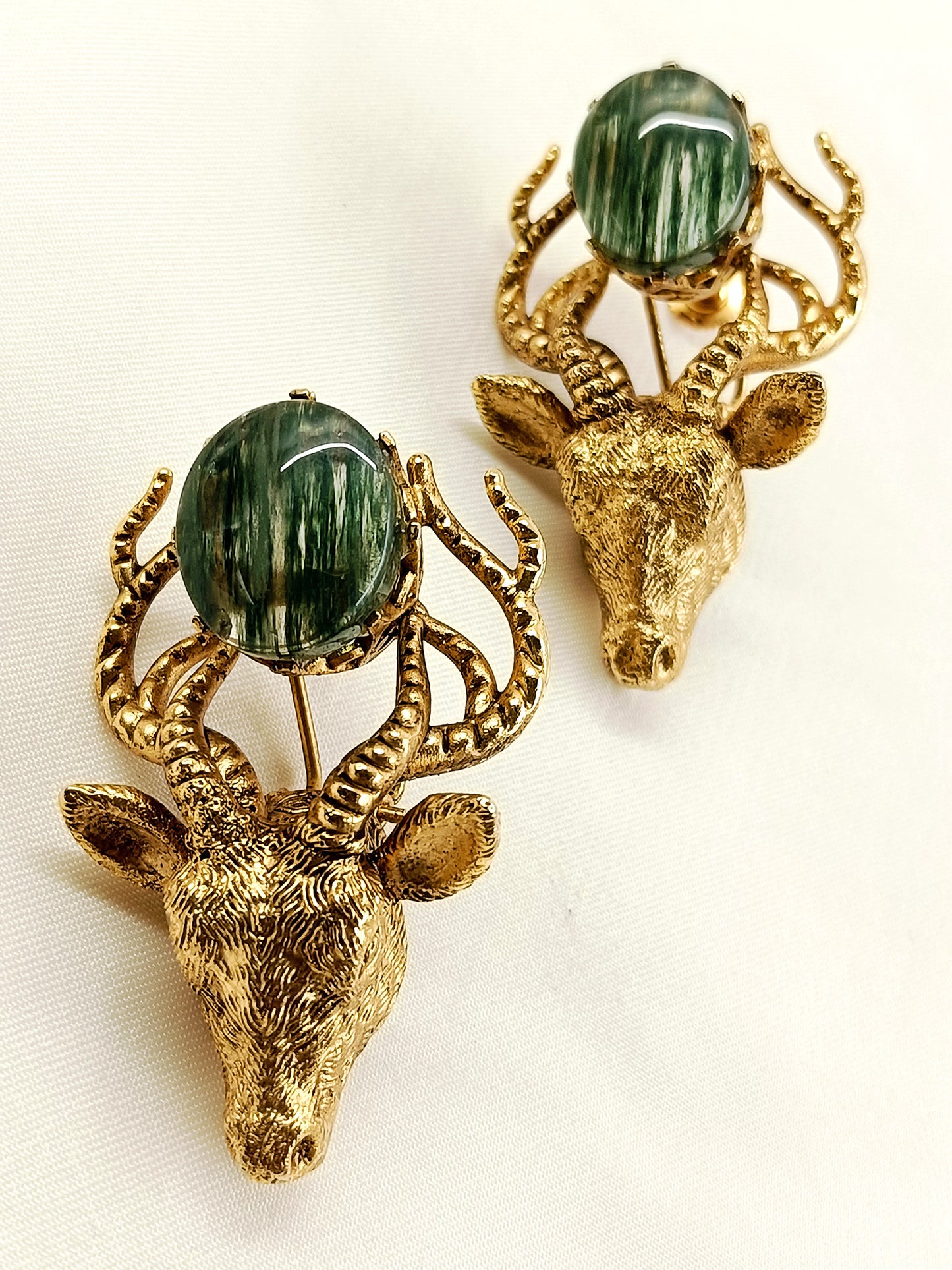 Vaidik Green Men's Earring