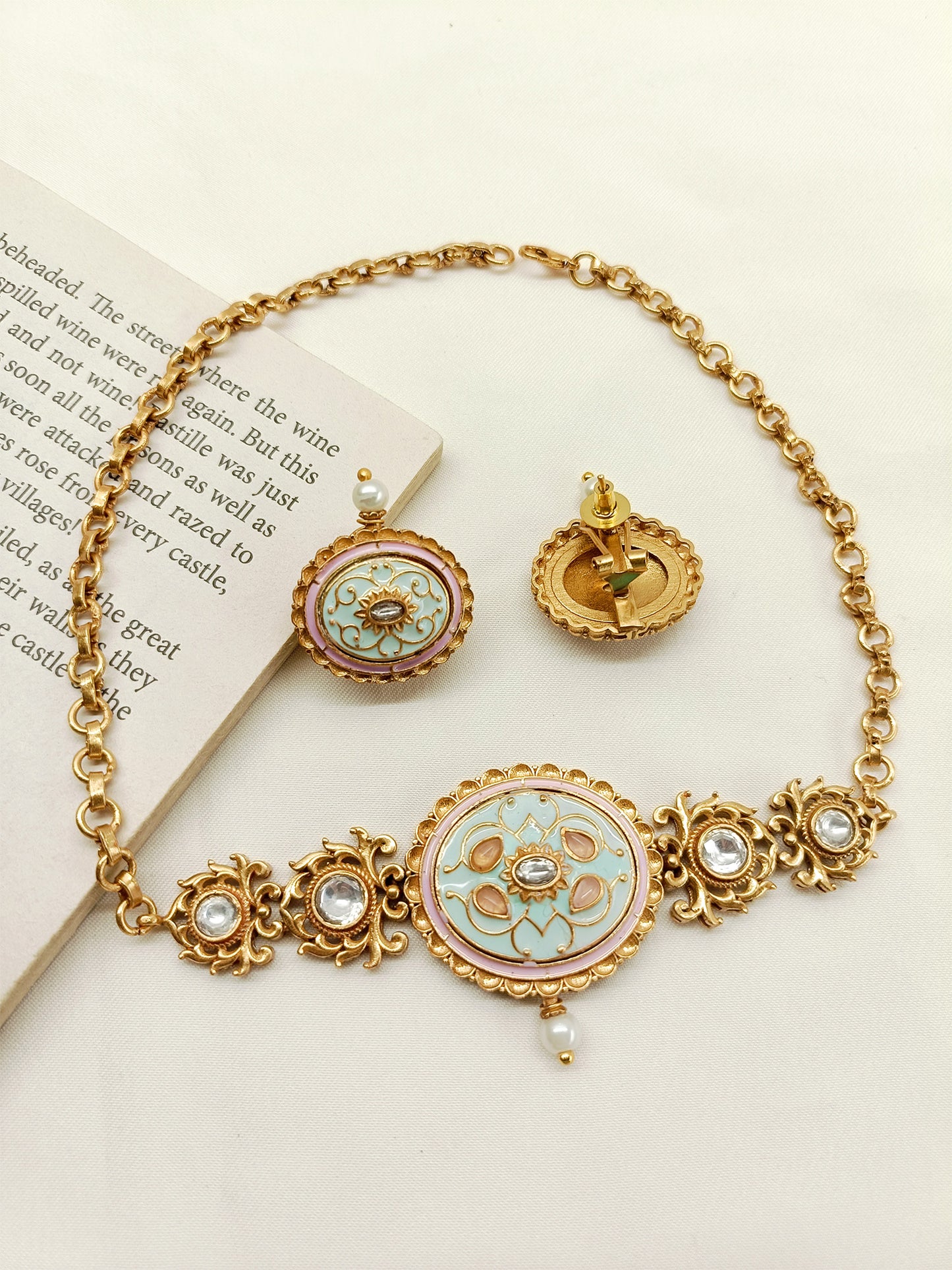 sayaani P & G Boutique Choker Set