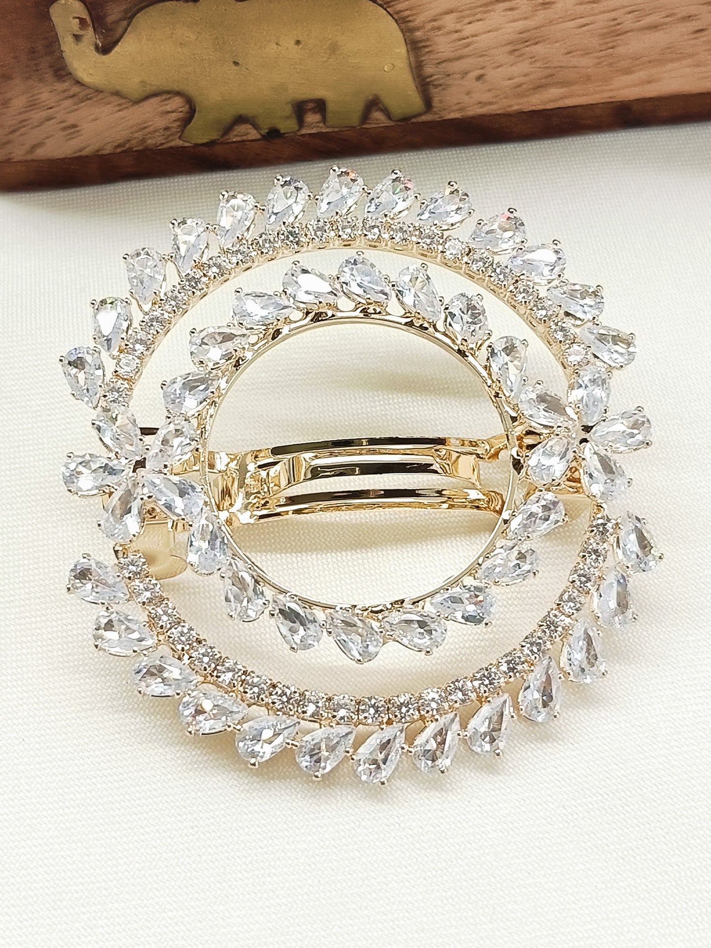 Darika Golden Hair Clip