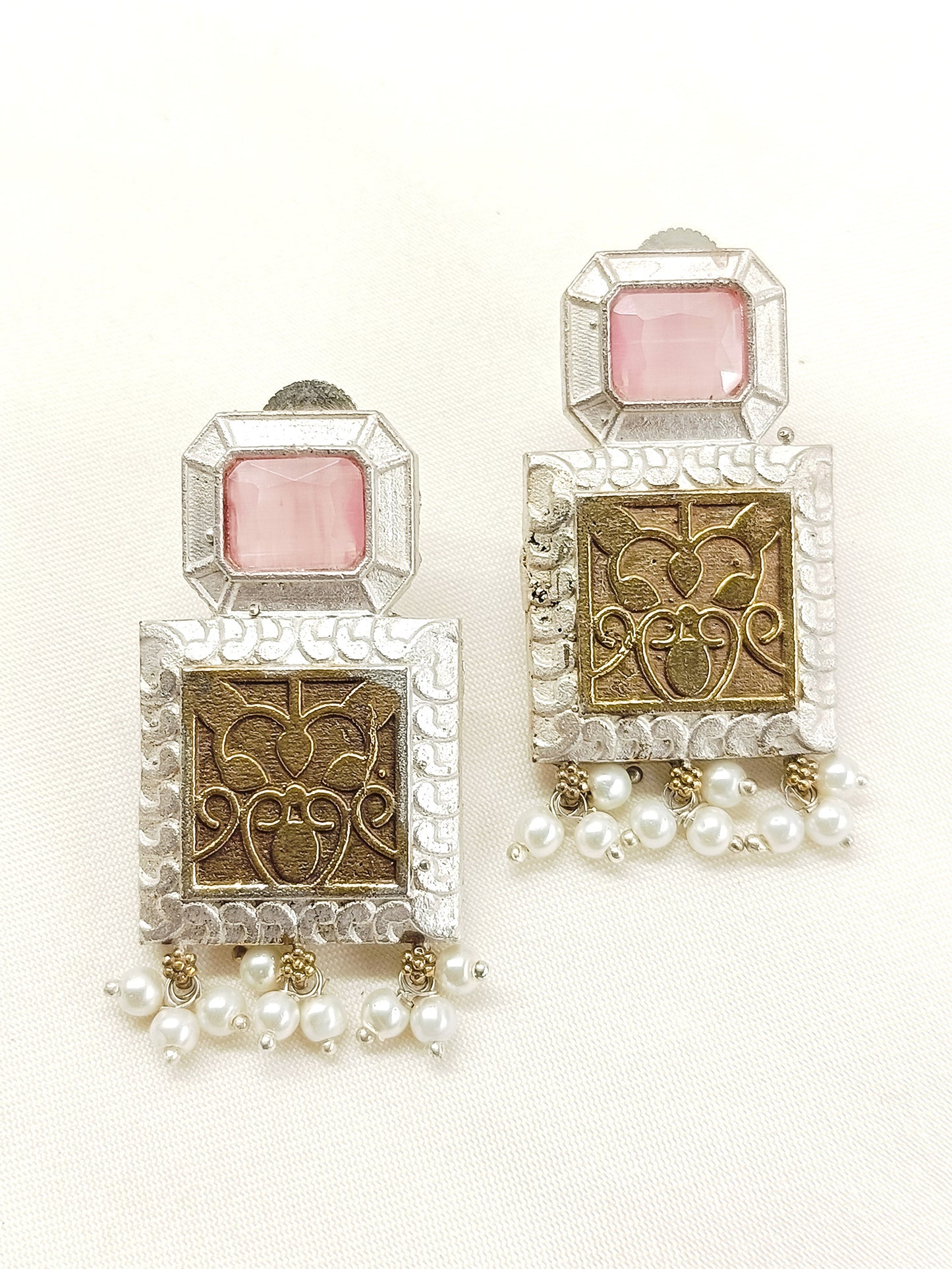 Inaaya Baby Pink Oxidized Earring