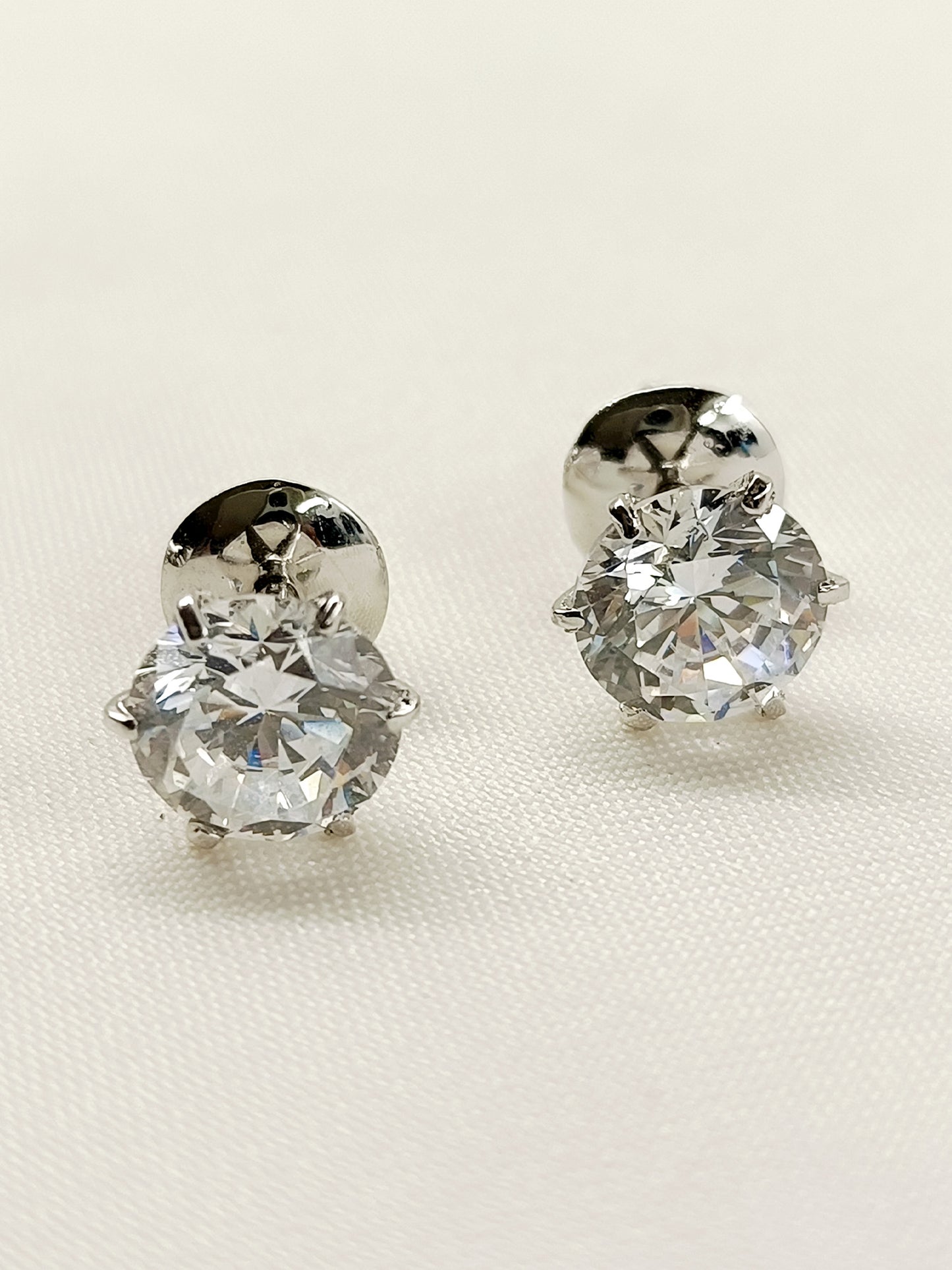 Jennifer 92.5 Silver Swarovski Stone Tops