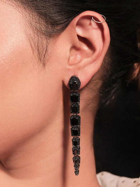 Mehru Black Victorian Earring