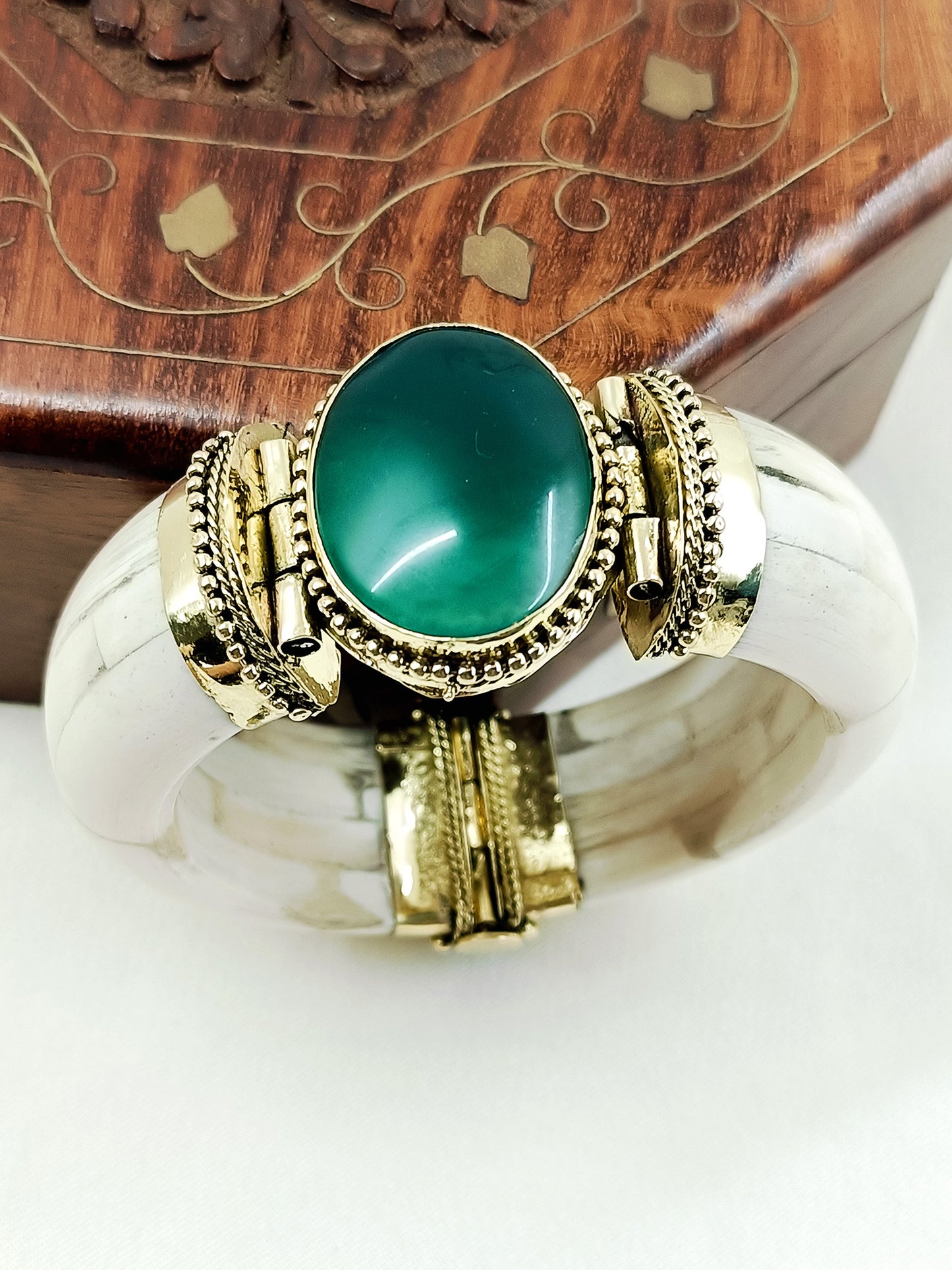 Garvik Green Bone Men's Bracelet