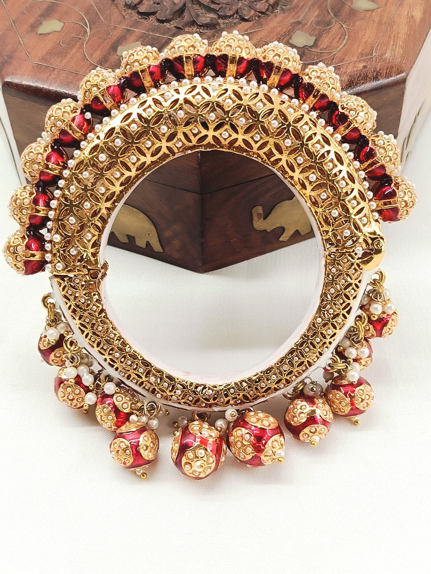 Gayatri Maroon Antique Kada