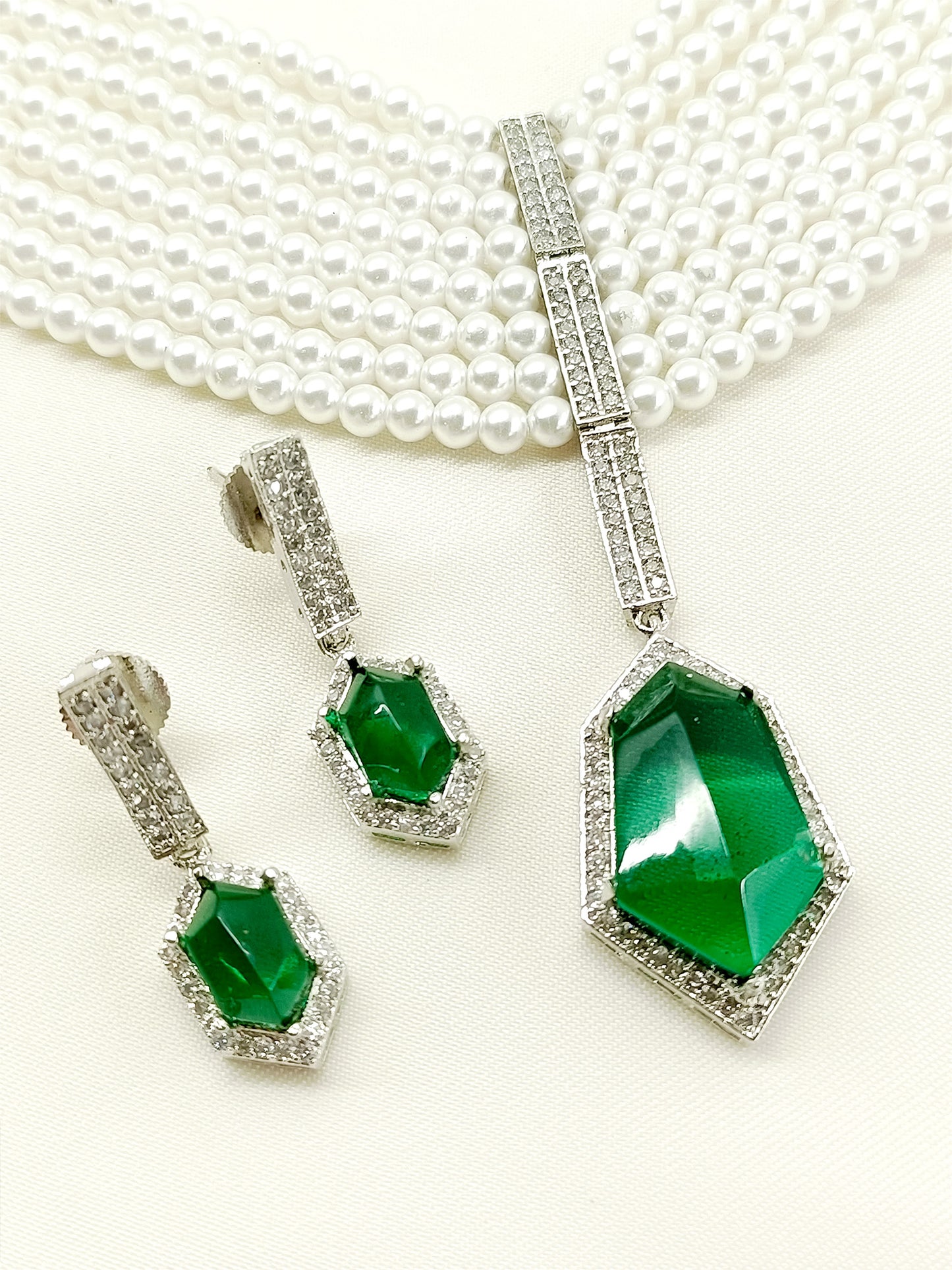 Vamika Green American Diamond Choker Set