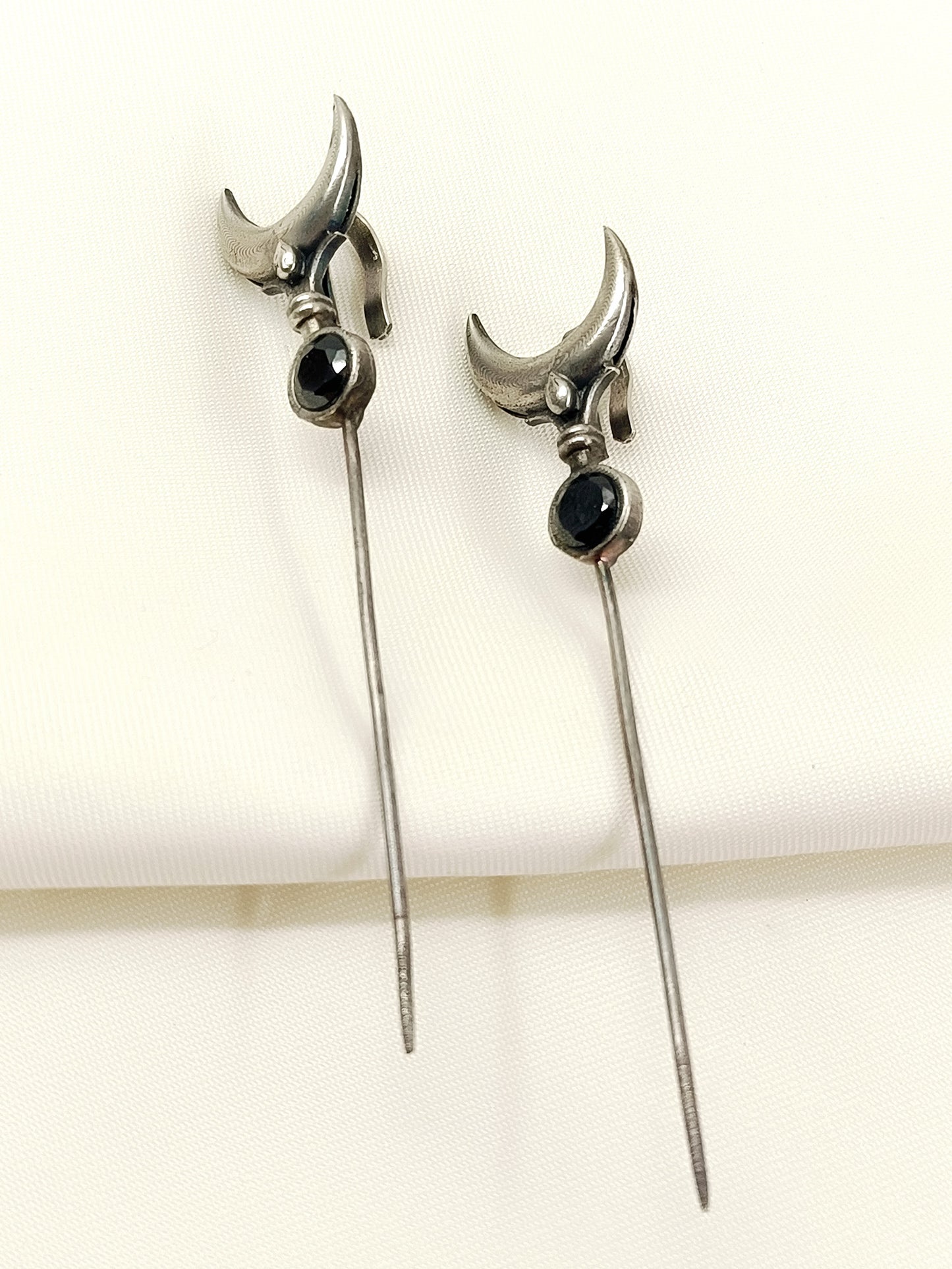 Kunal Black Men's Earcuff