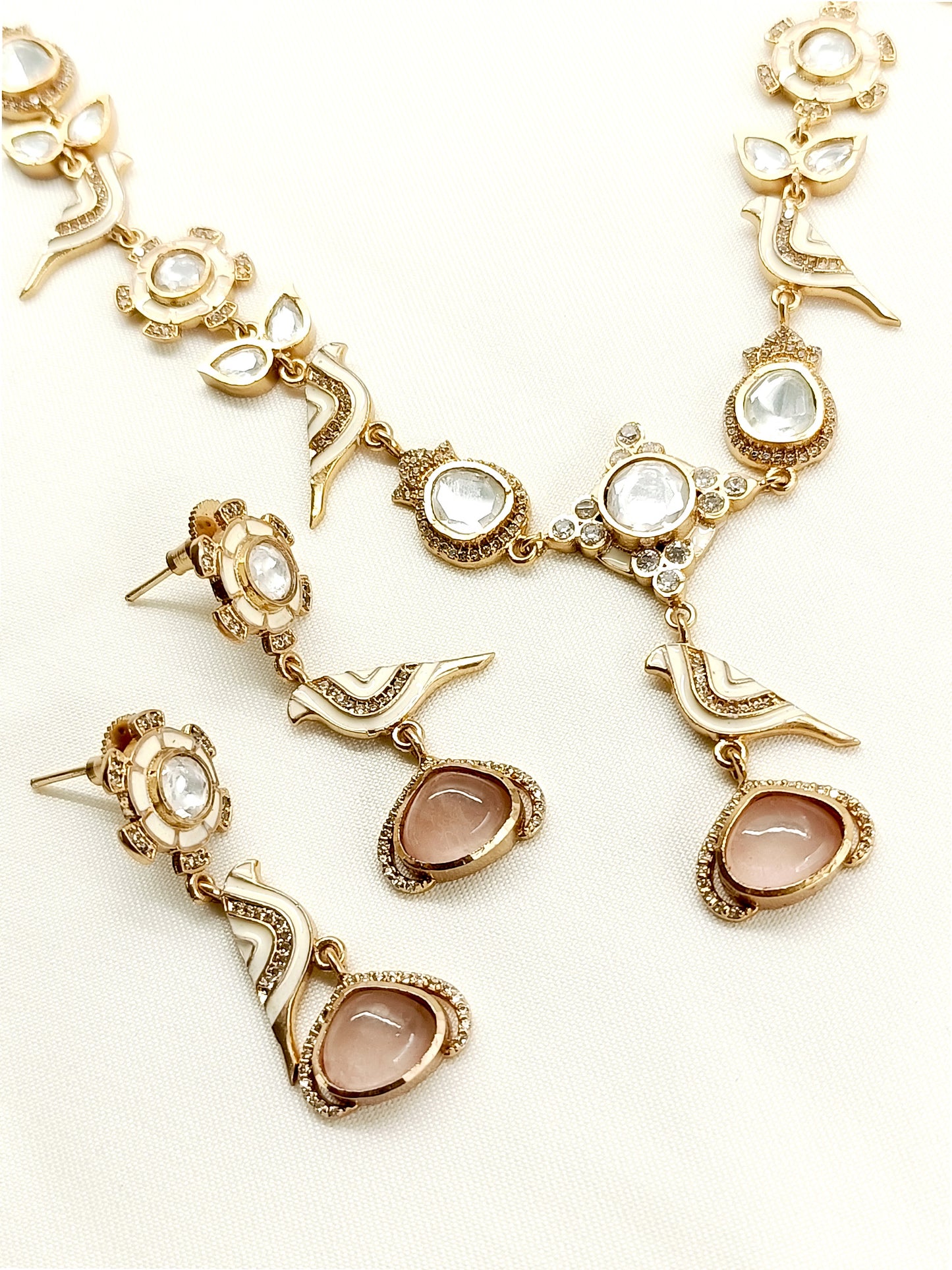 Anushri White Kundan Set