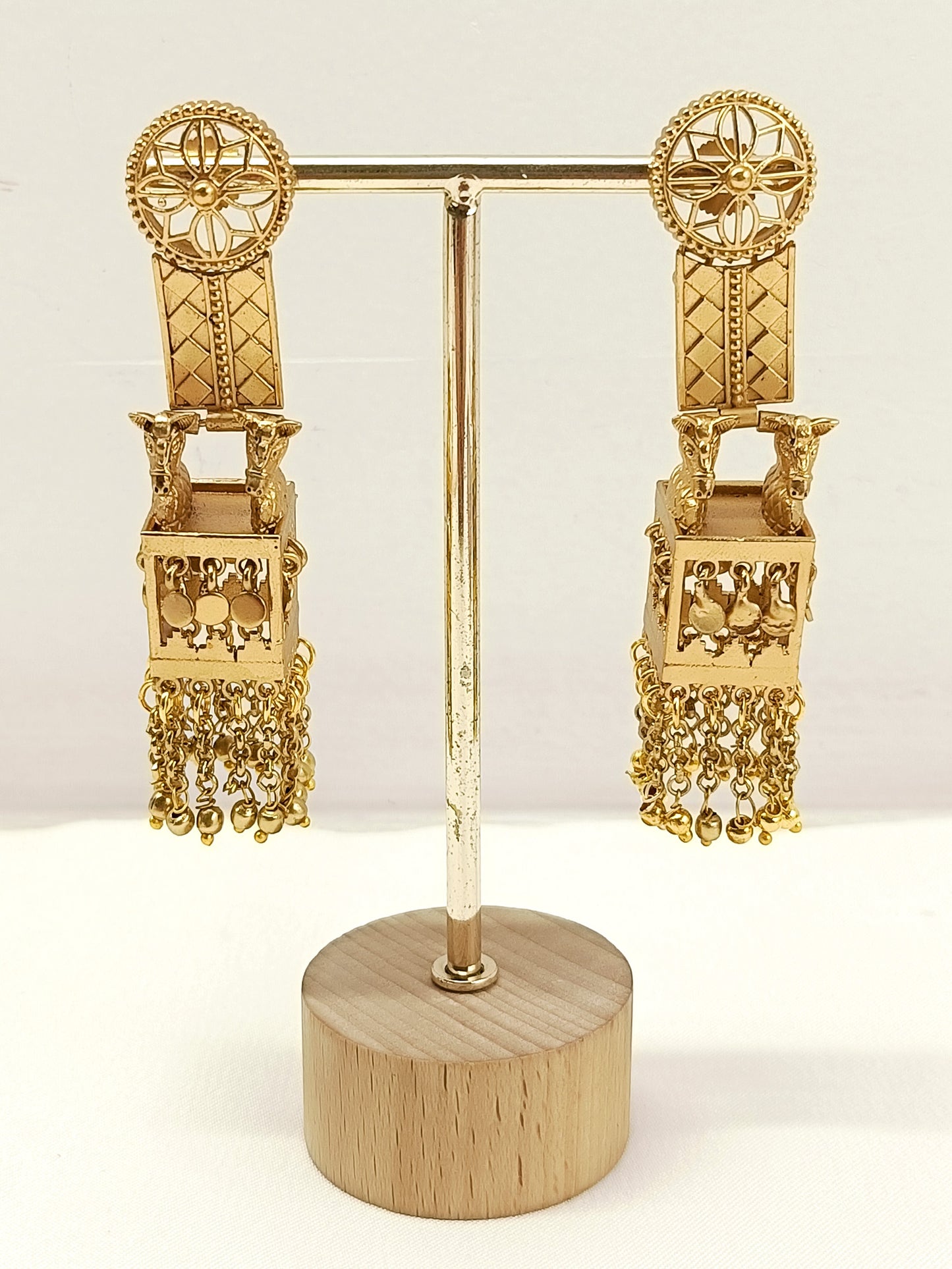 Sanhita Golden Chariot Oxidized Earring