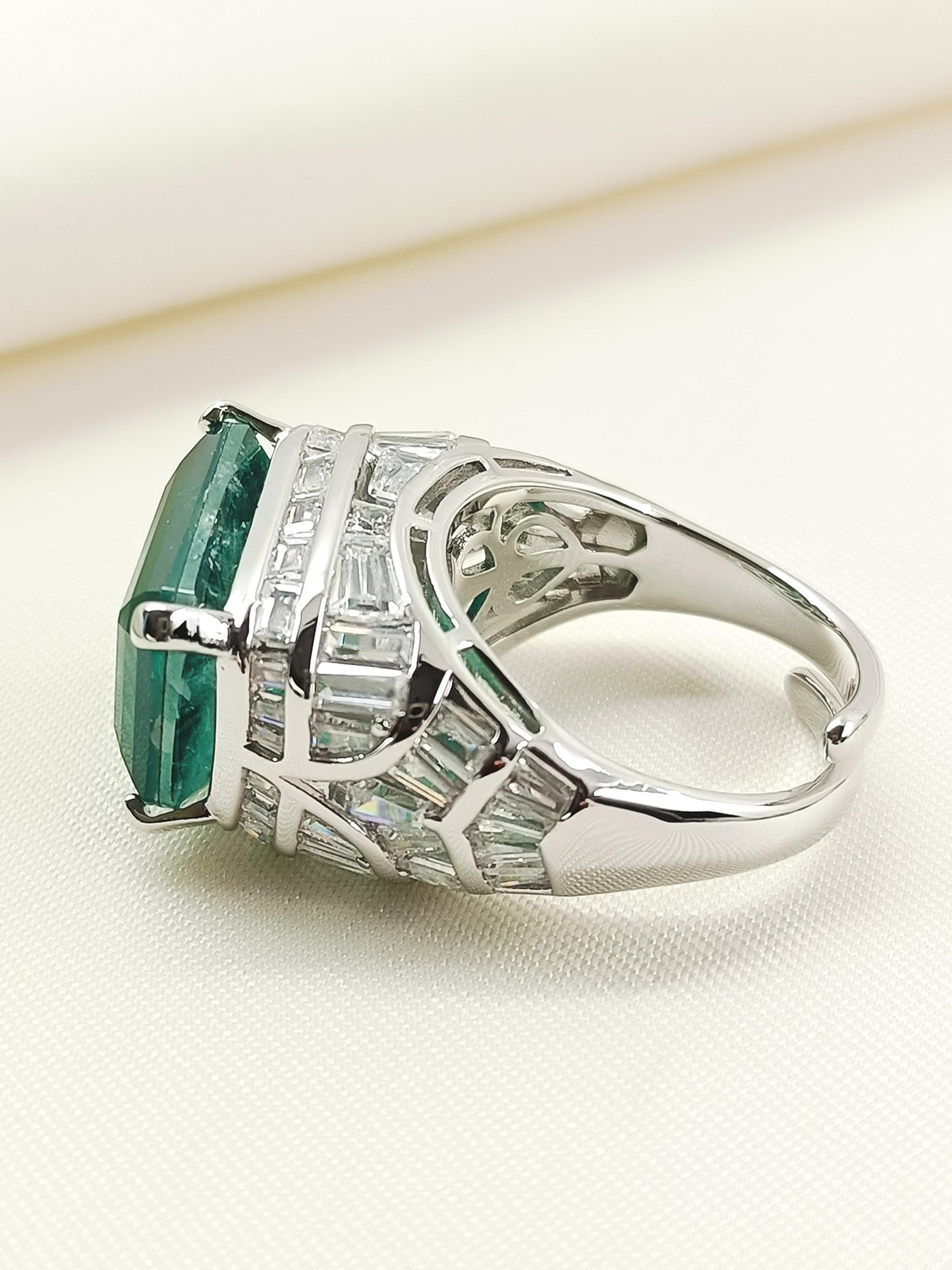 Bodhi Green American Diamond Finger Ring