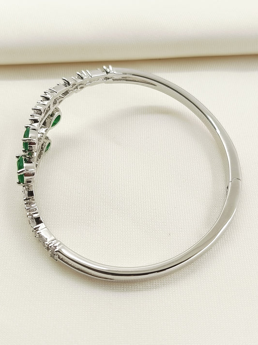 Inaayat Green American Diamond Bracelet