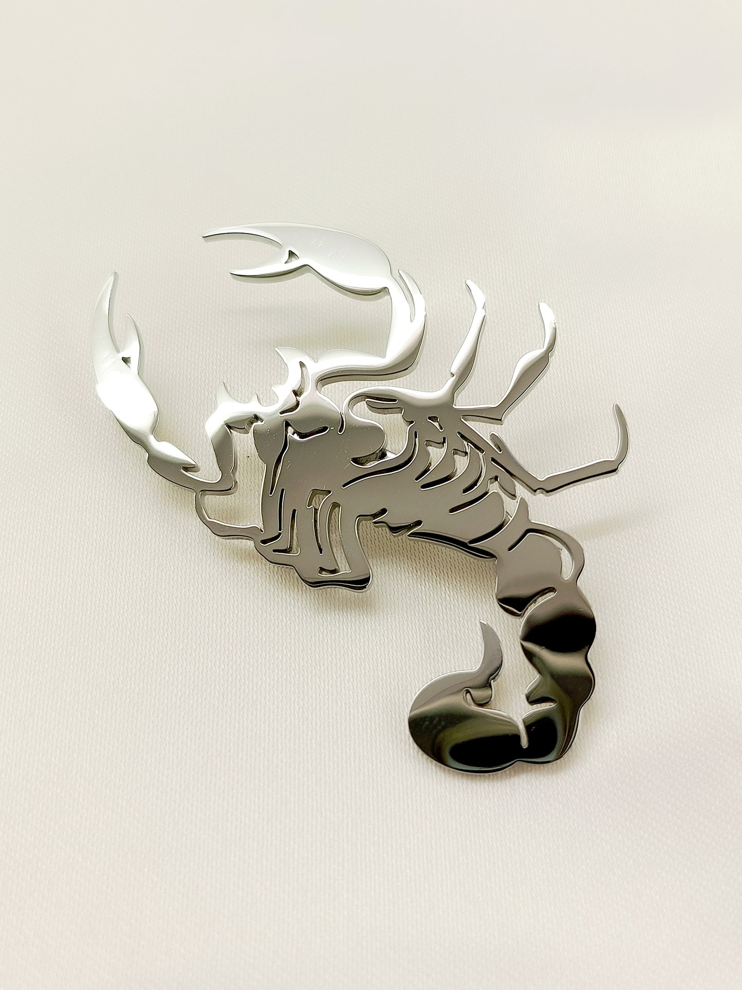 Madhu Scorpion Silver Men's Brooch